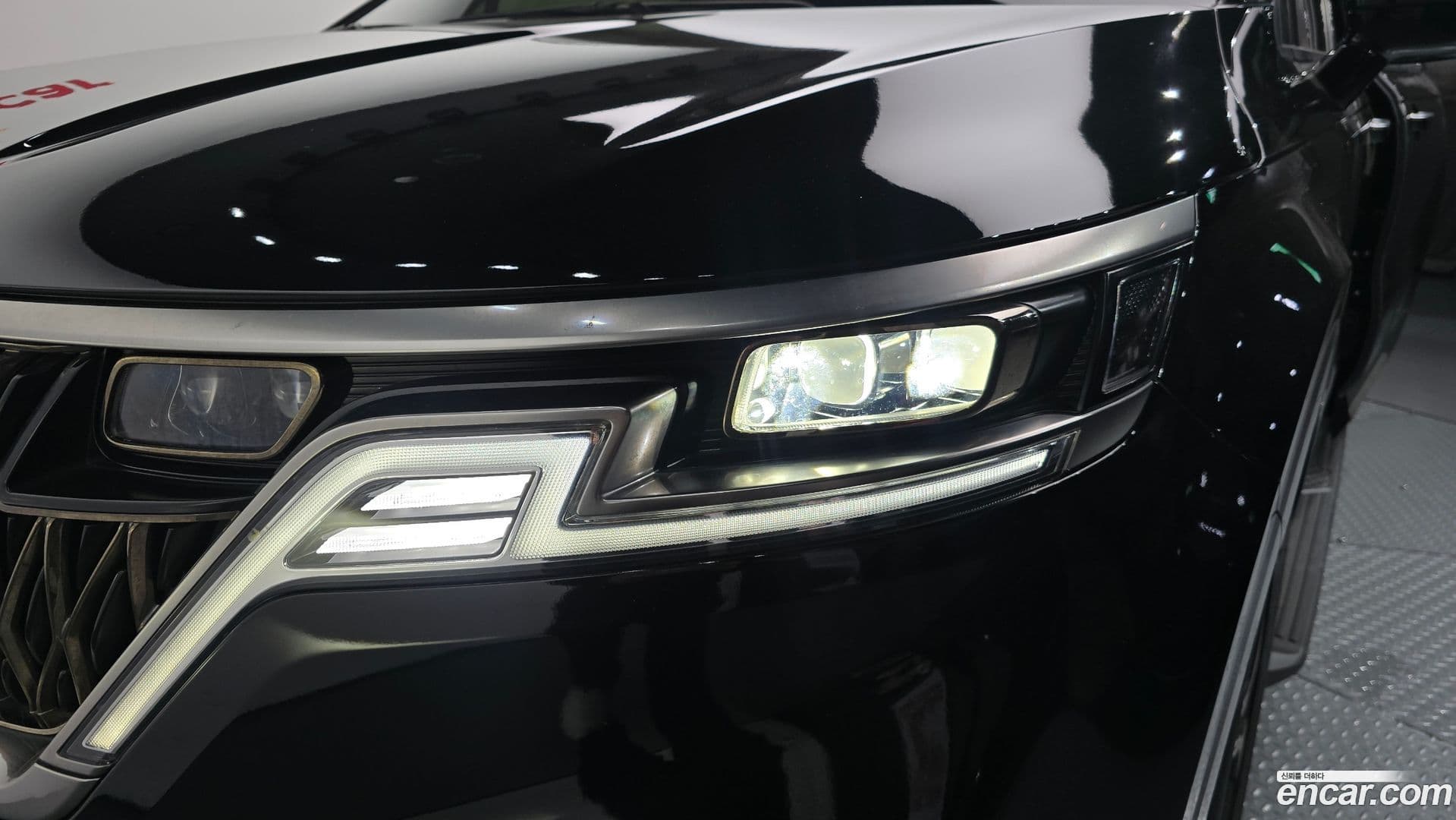 Main__Slider__Photo:Canival Kia 2023.3-21