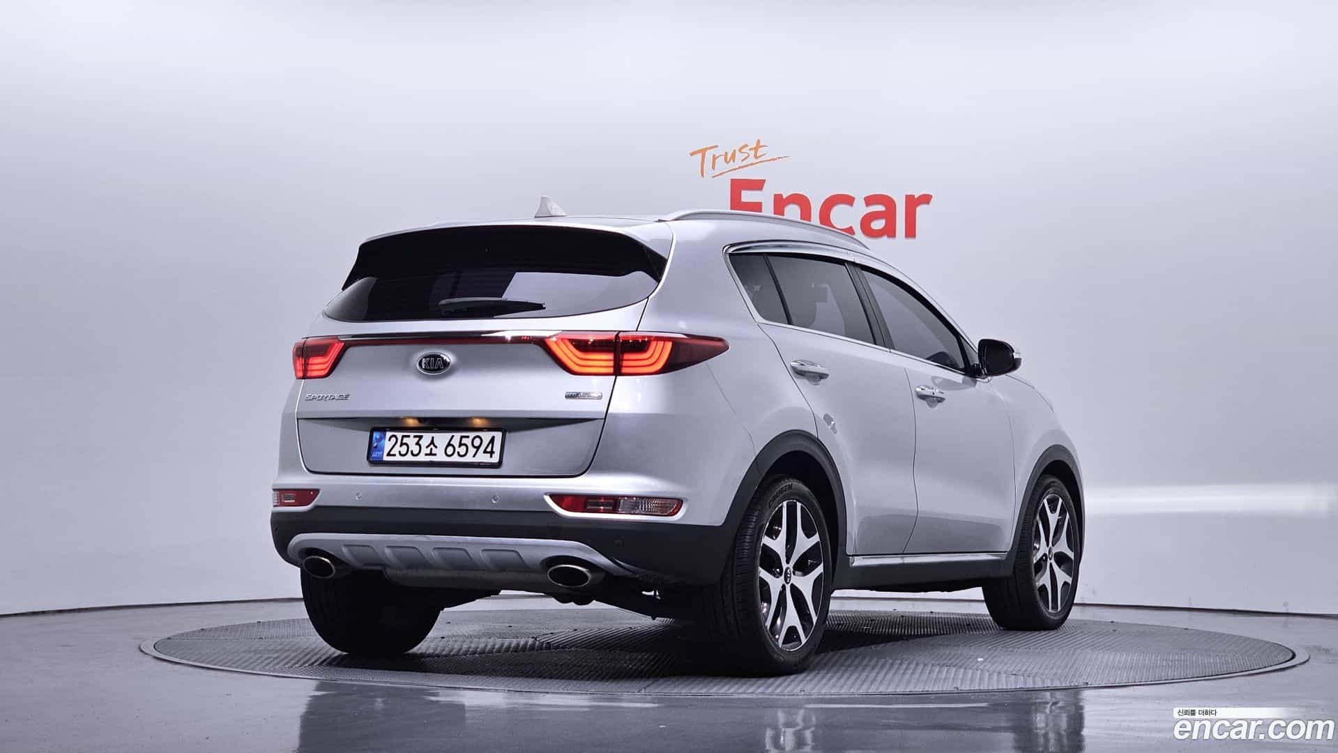 Sportage Kia 2016.10-OUTER-002