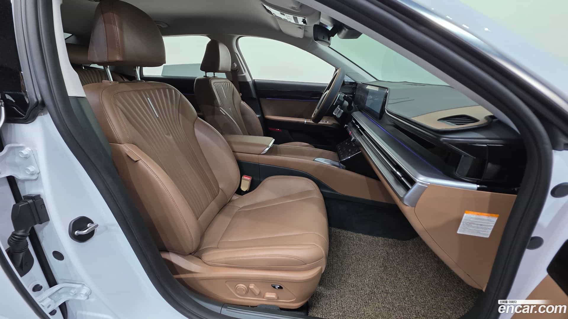 Grandeur Hyundai 2024.3-INNER-010