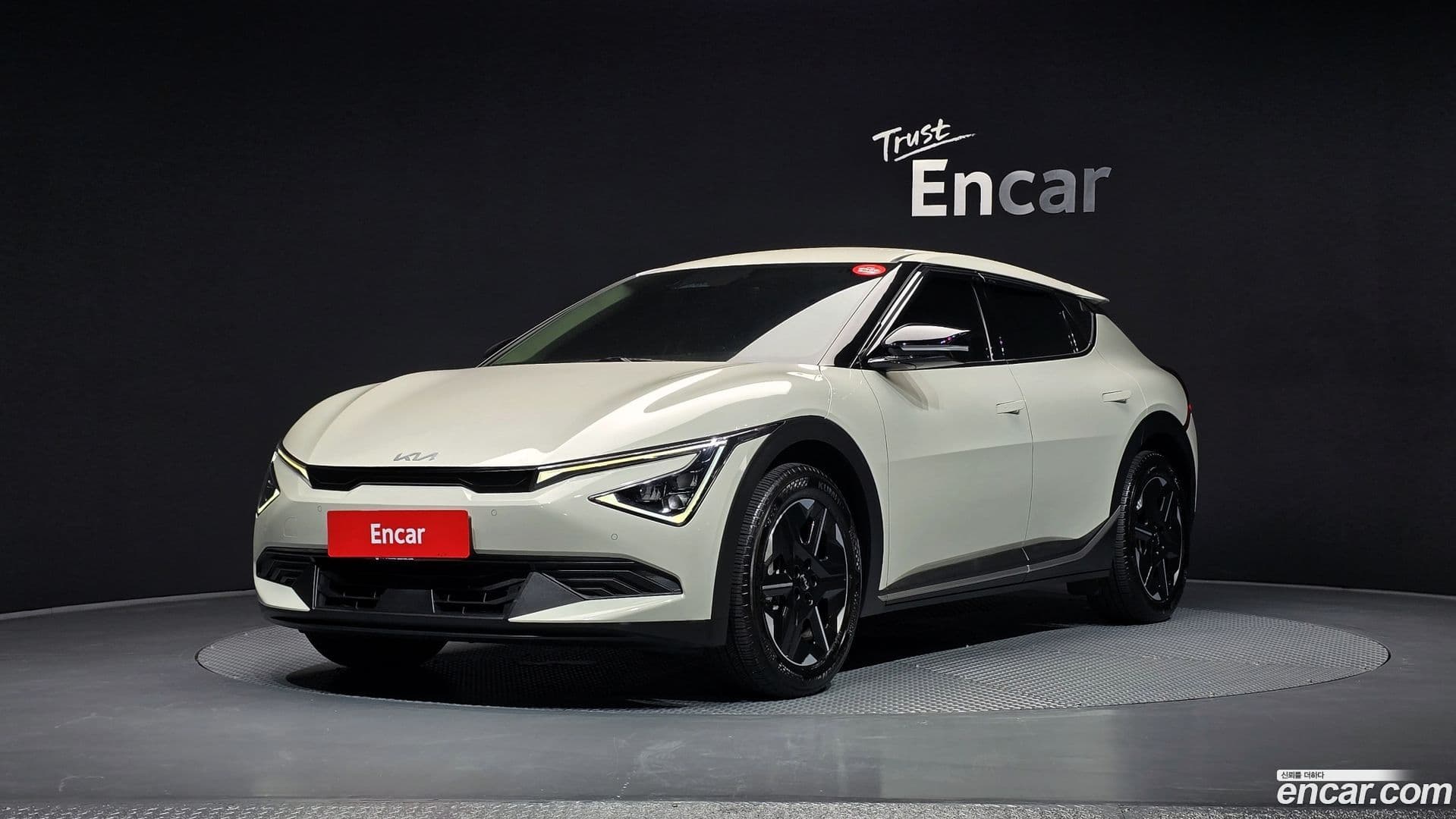 Main__Slider__Photo:EV6 Kia 2025.2-0