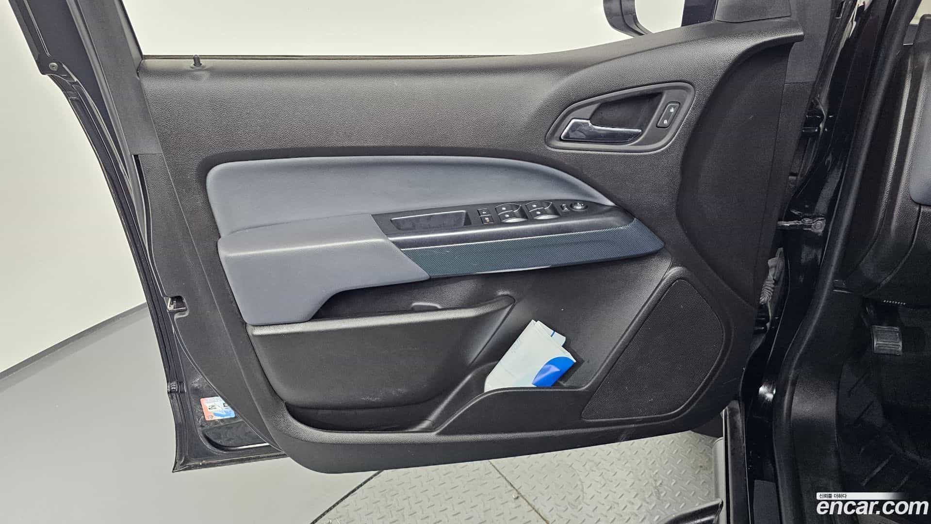 Colorado Chevrolet 2021.0-INNER-034