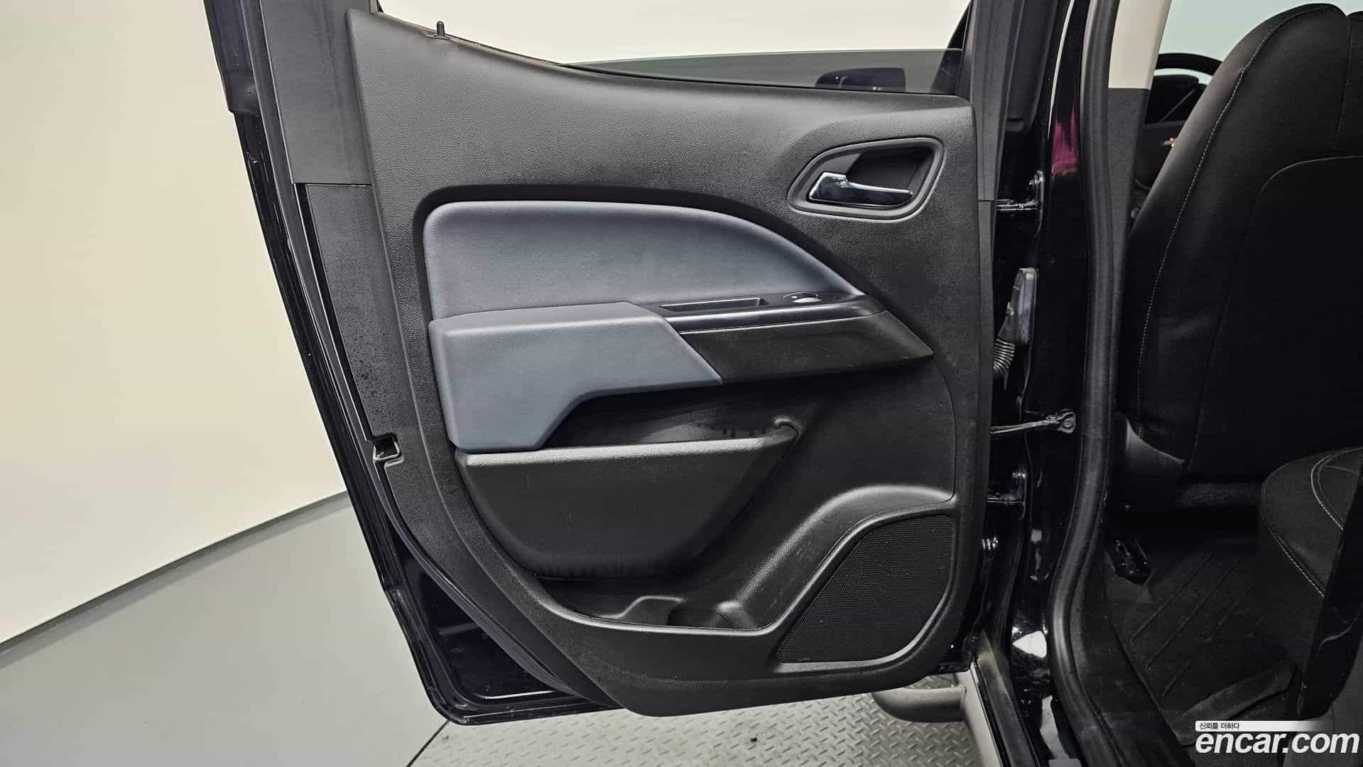 Colorado Chevrolet 2021.0-INNER-035