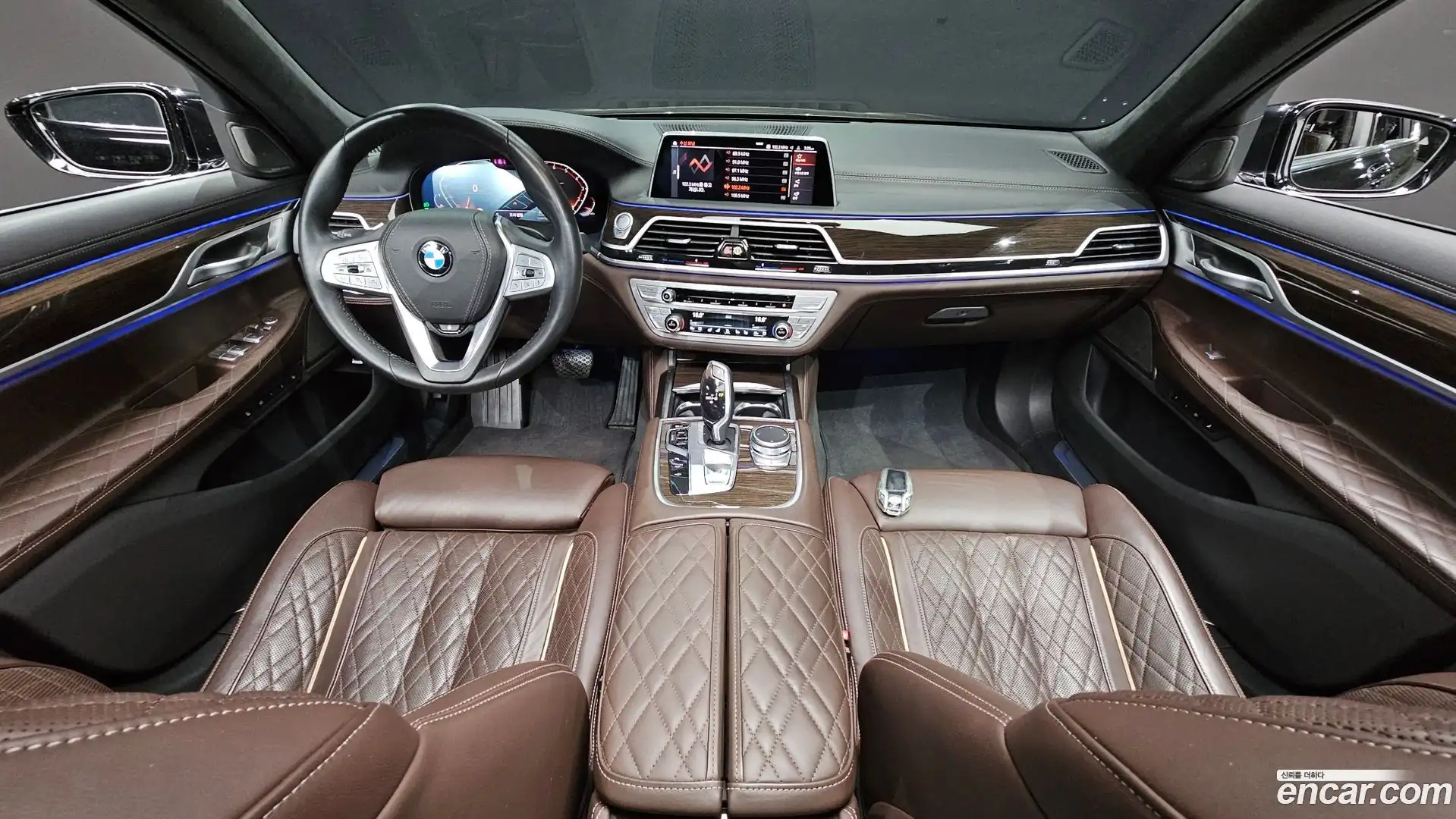 7-Series BMW 2020.10-INNER-007