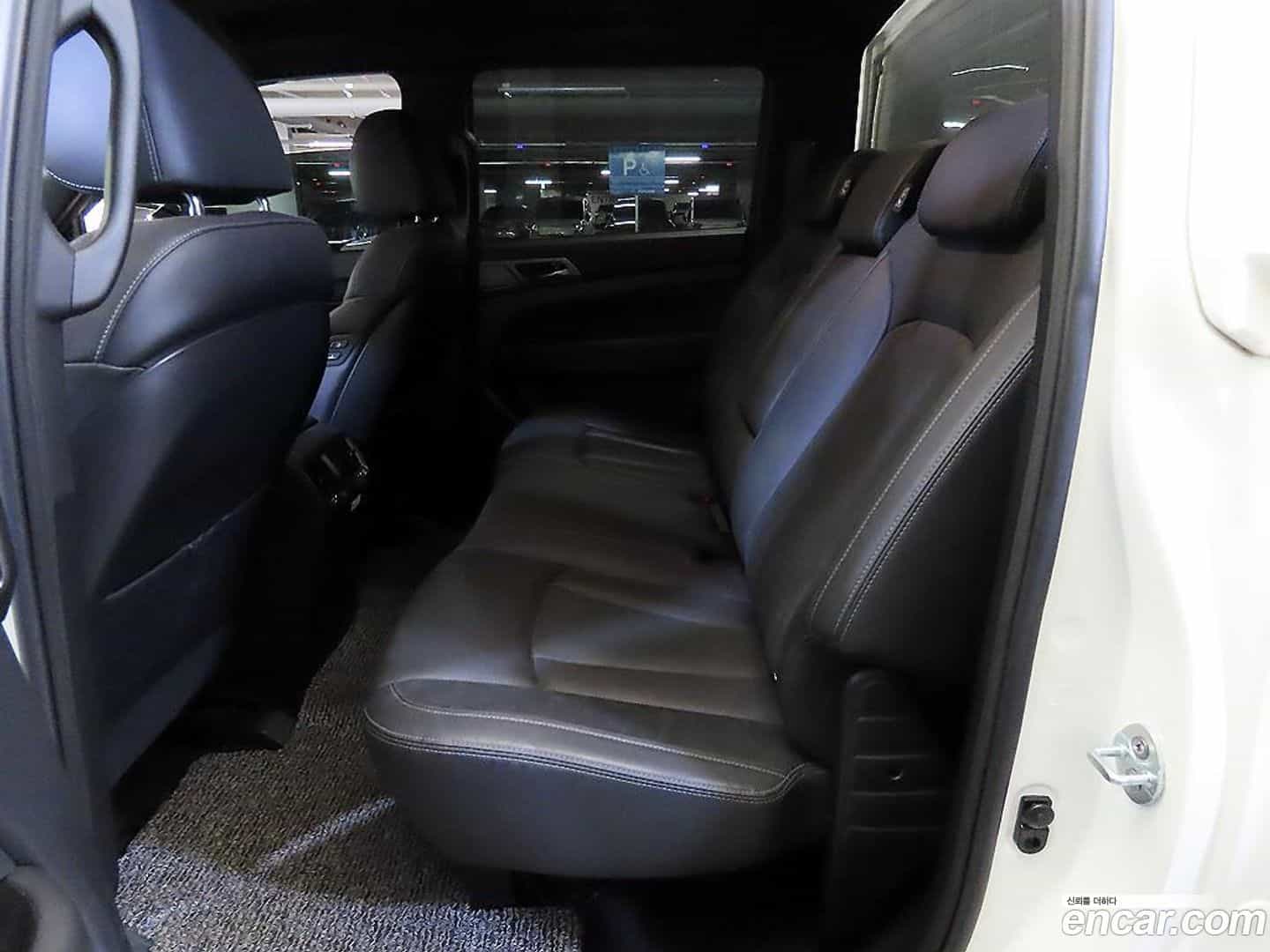 Rexton KG Mobility 2023.5-INNER-007