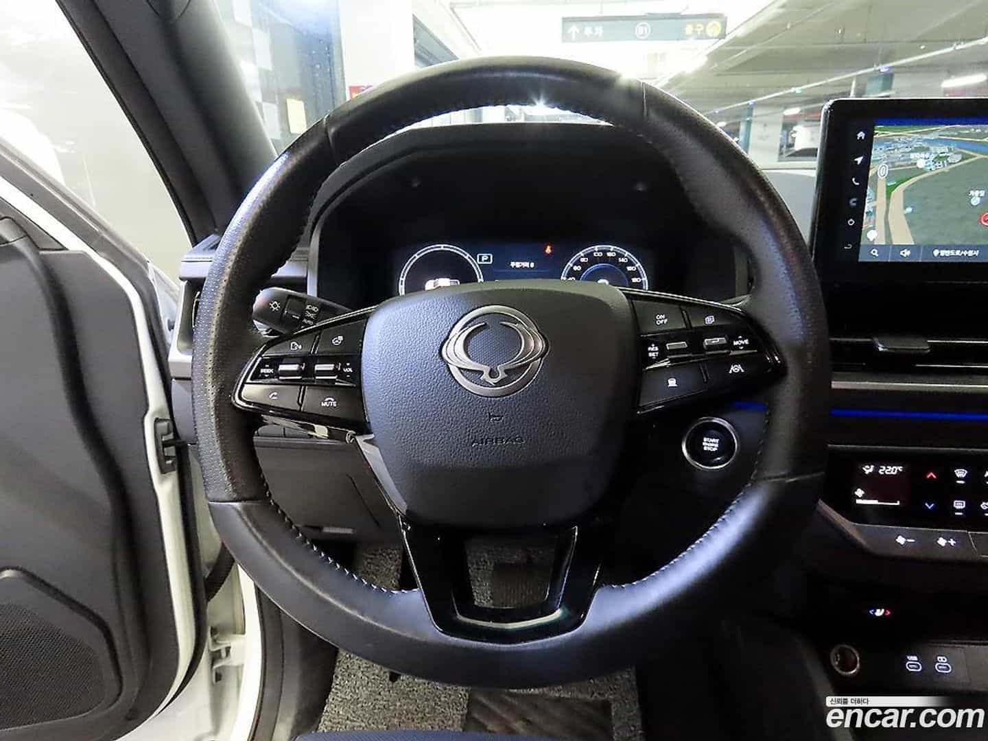 Rexton KG Mobility 2023.5-INNER-008