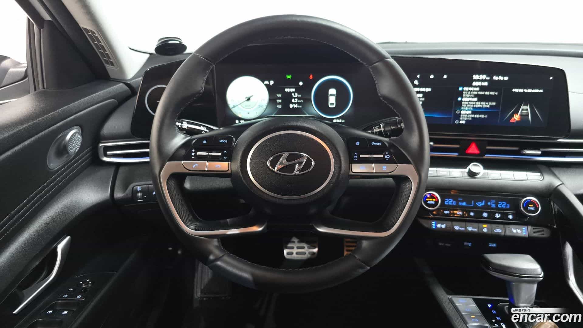 AVANTE Hyundai 2022.8-OPTION-017