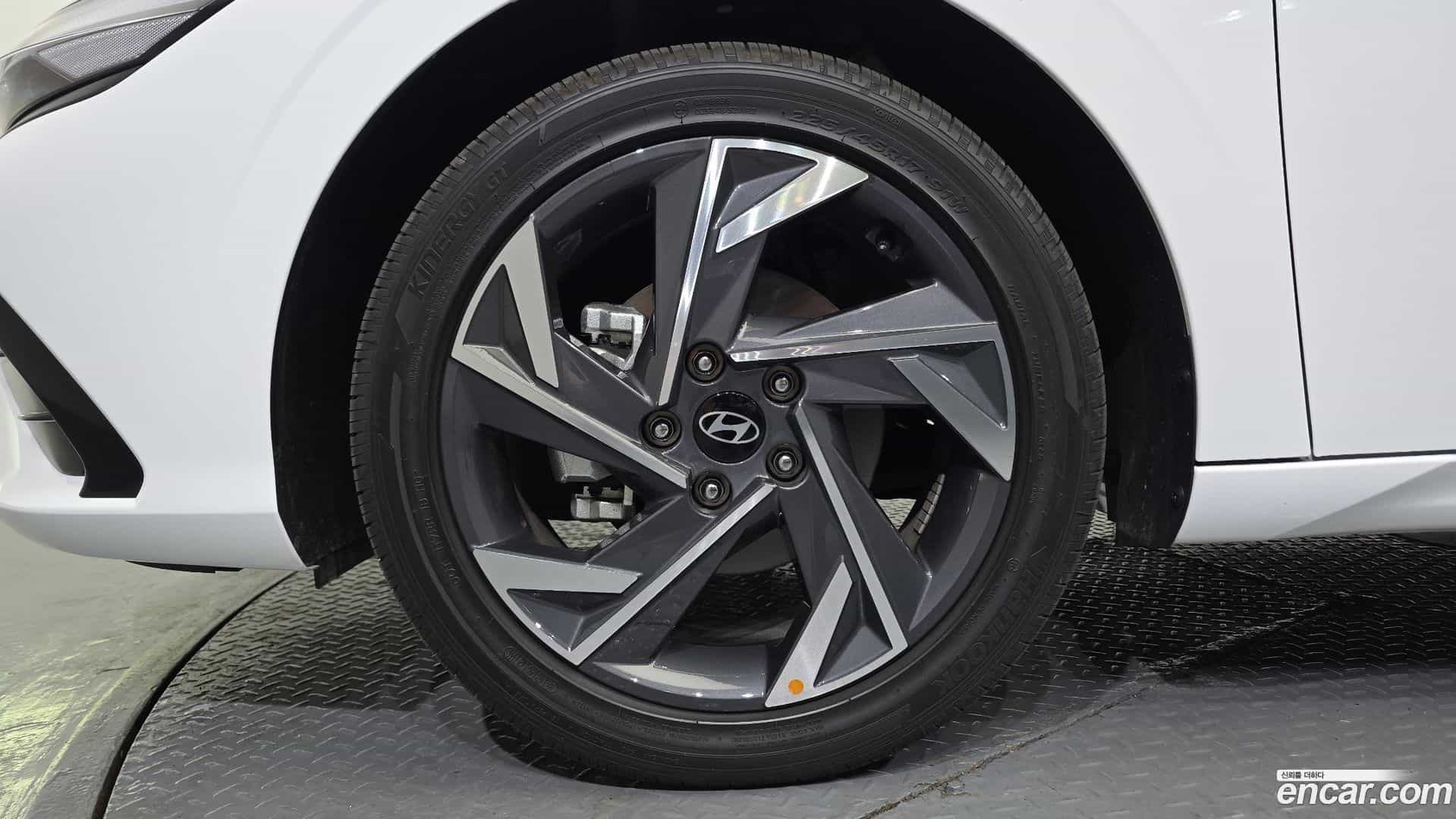 AVANTE Hyundai 2025.11-OUTER-005