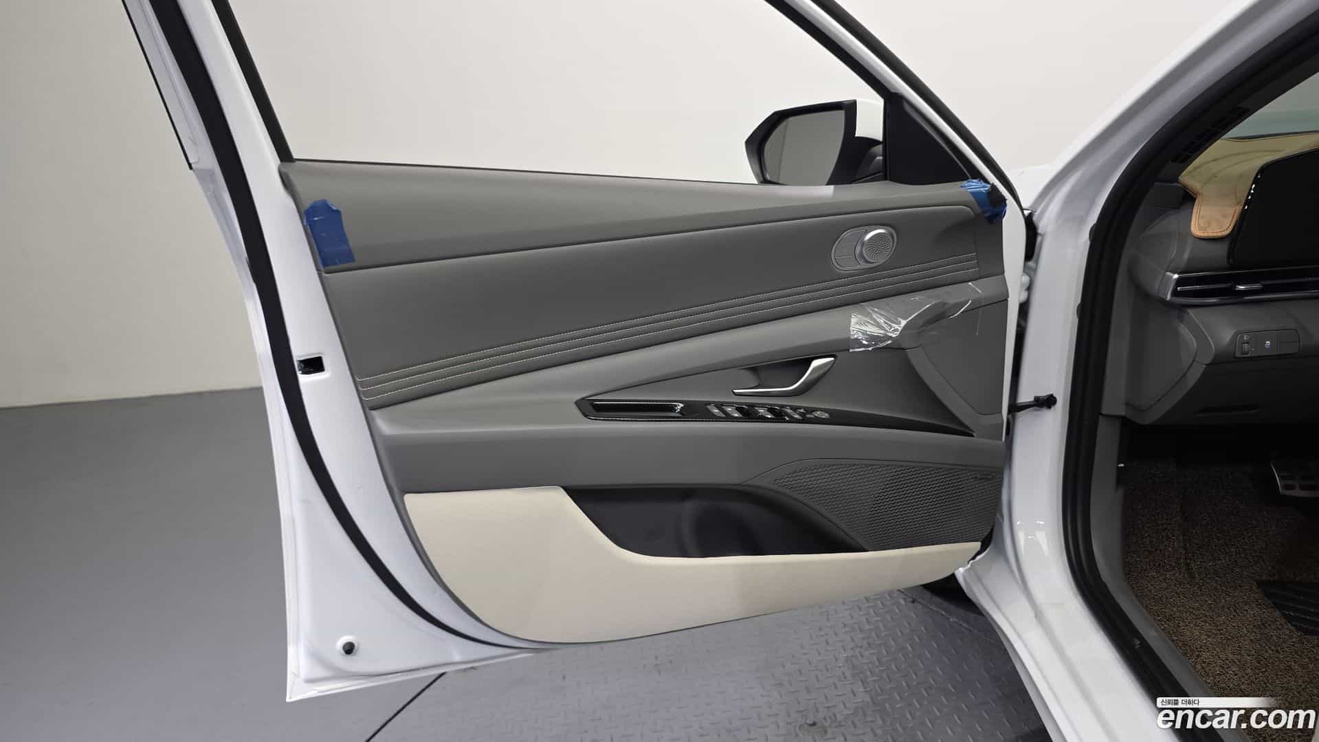 AVANTE Hyundai 2025.11-INNER-034