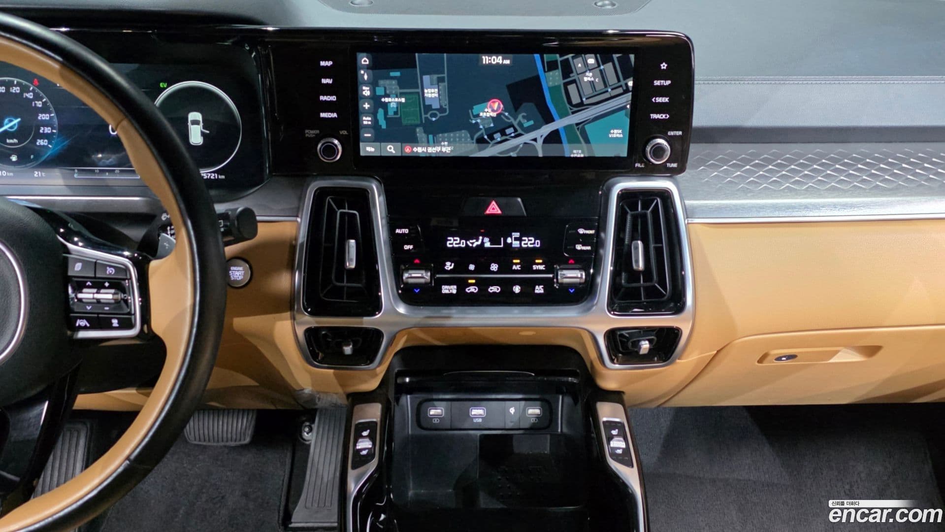 Main__Slider__Photo:Sorento Kia 2021.1-13