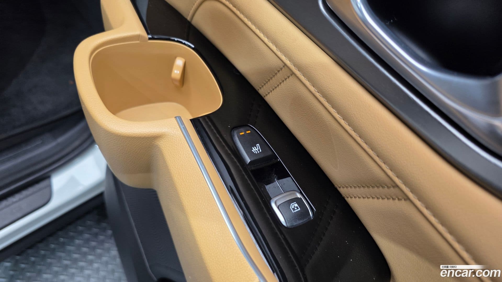 Main__Slider__Photo:Sorento Kia 2021.1-18