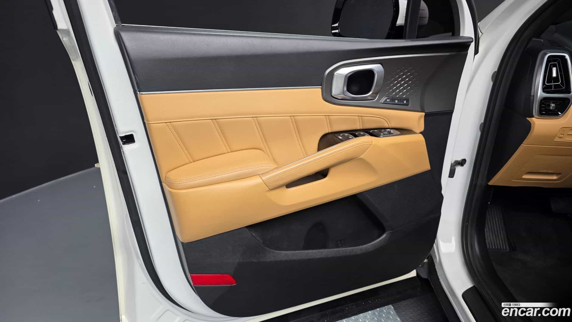 Sorento Kia 2021.1-INNER-034