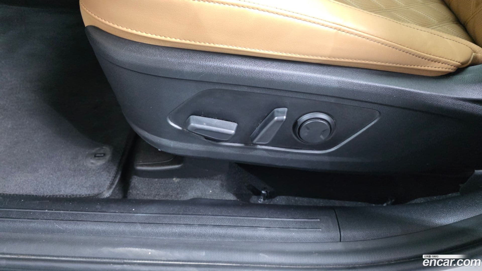 Main__Slider__Photo:Sorento Kia 2021.1-31