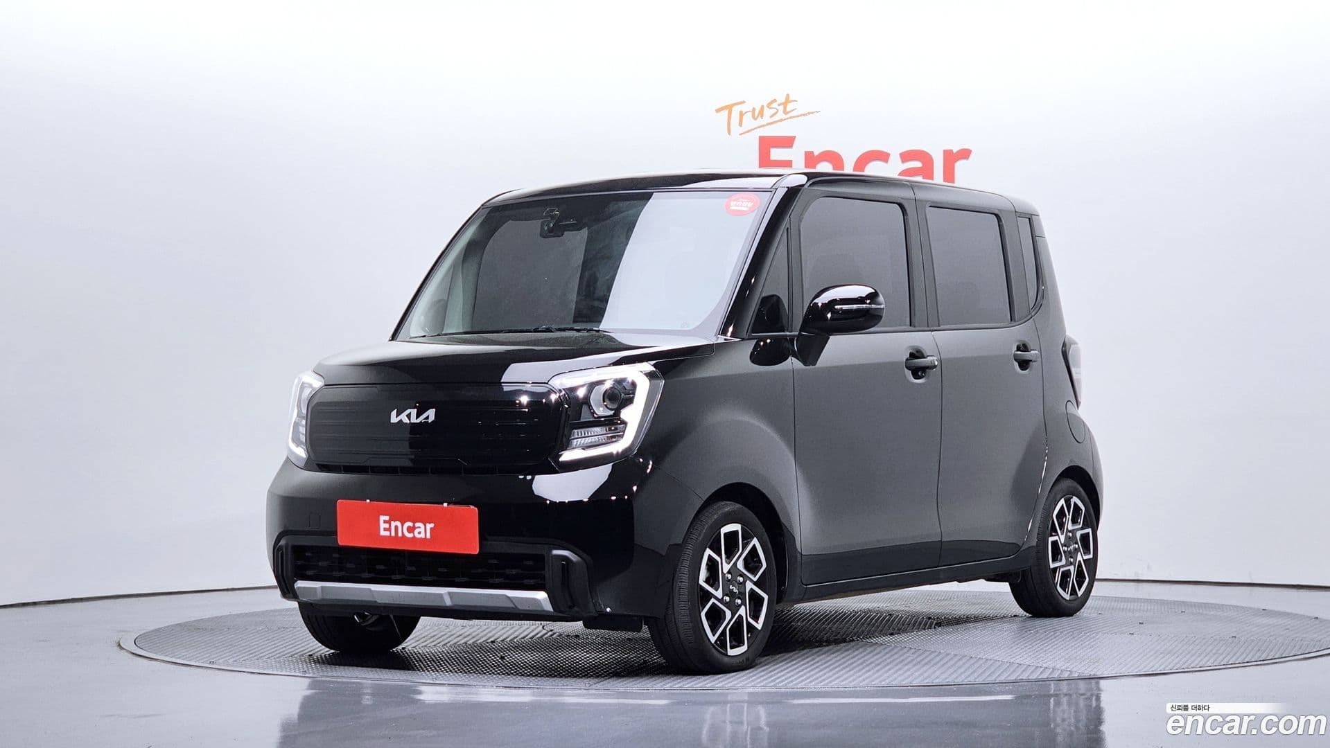 Main__Slider__Photo:RAY Kia 2025.4-0