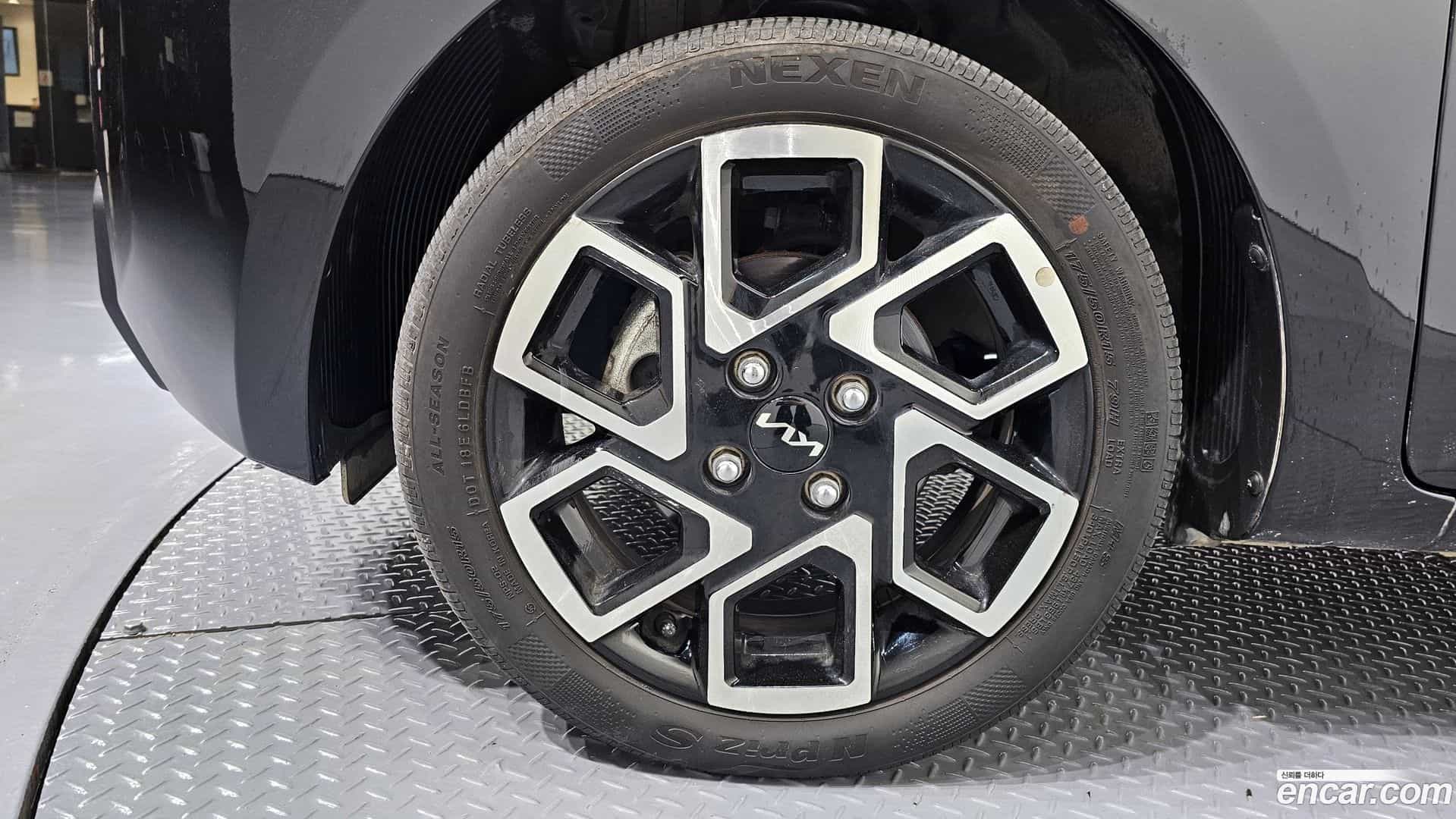 RAY Kia 2025.4-OUTER-005