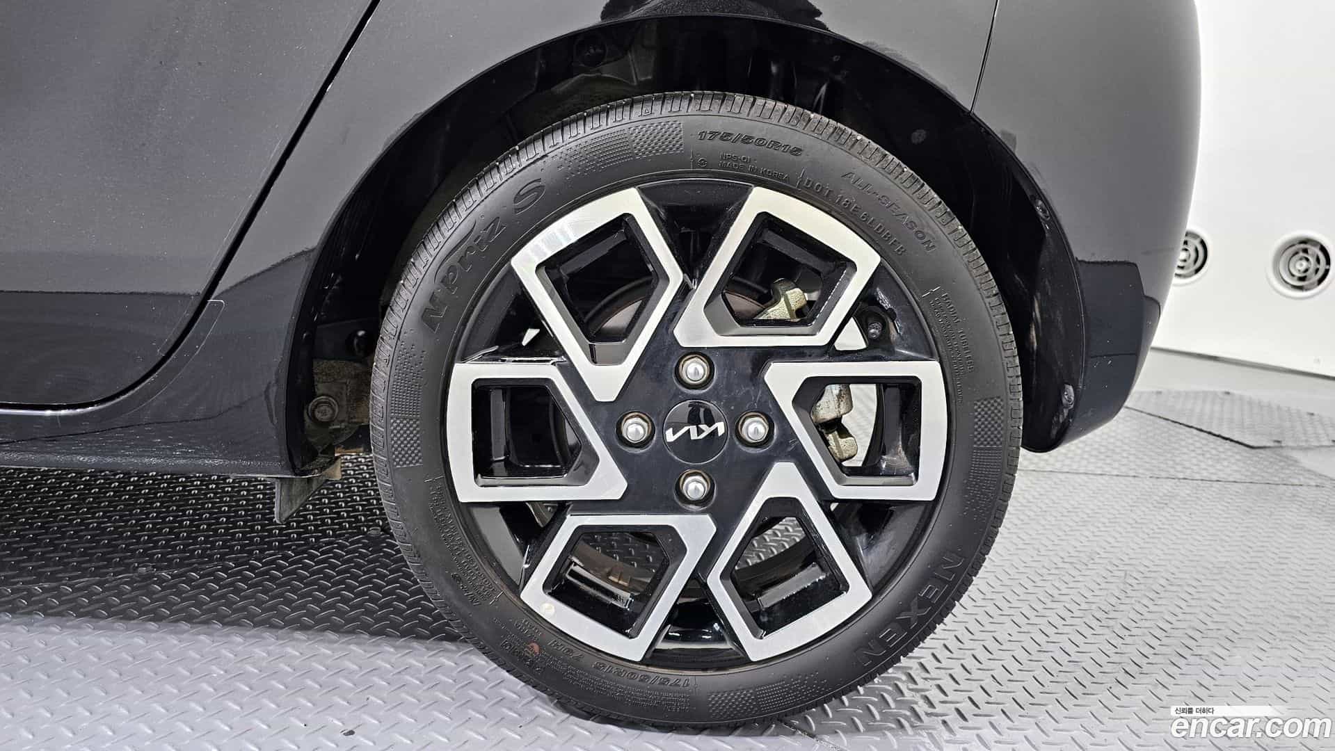 RAY Kia 2025.4-OUTER-031