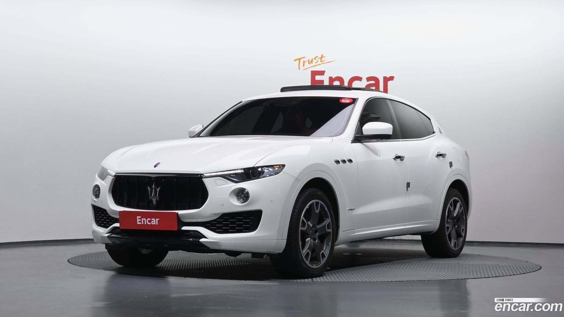 Main__Slider__Photo:Levante Maserati 2018.2-0
