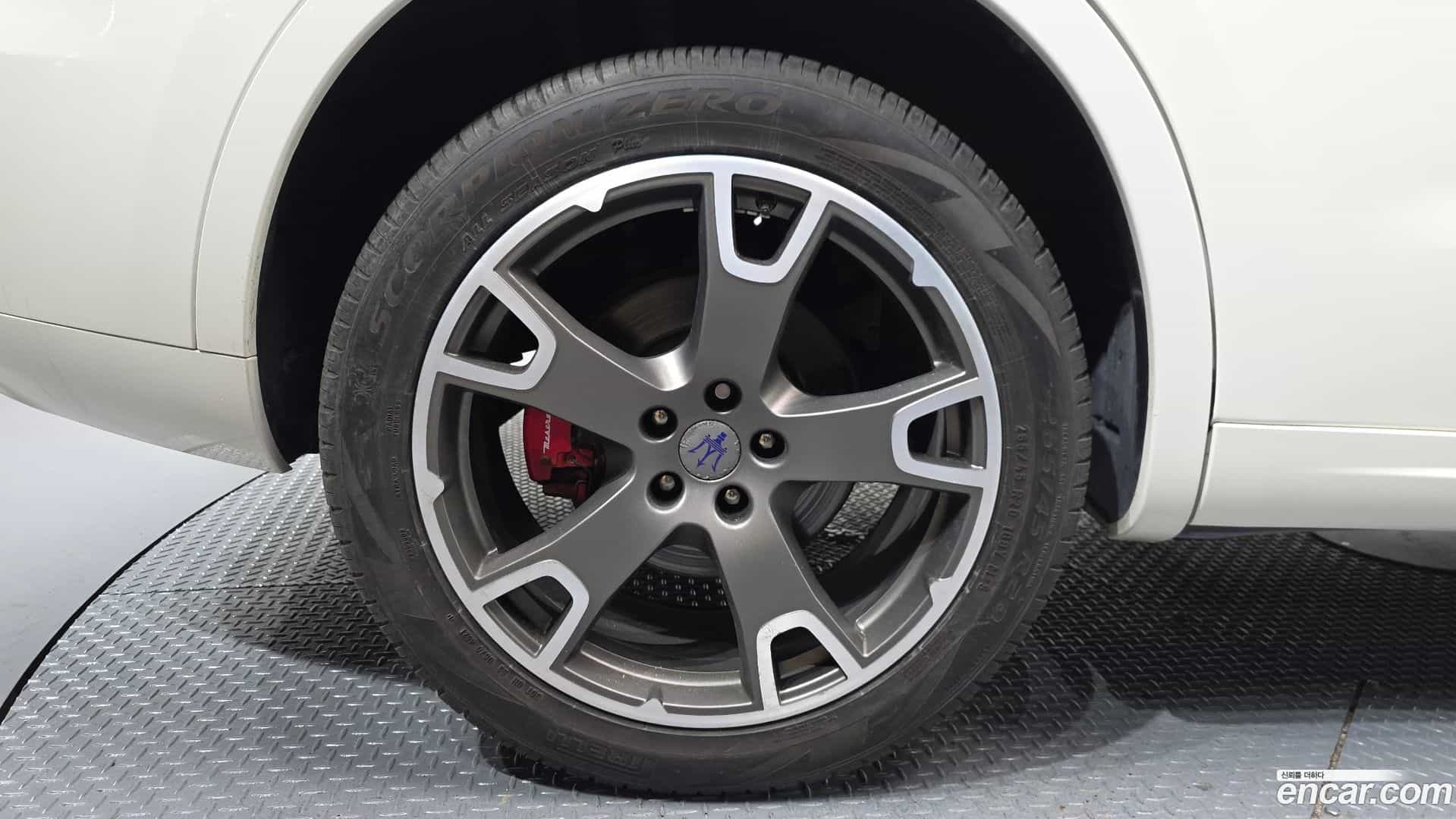 Levante Maserati 2018.2-OUTER-005