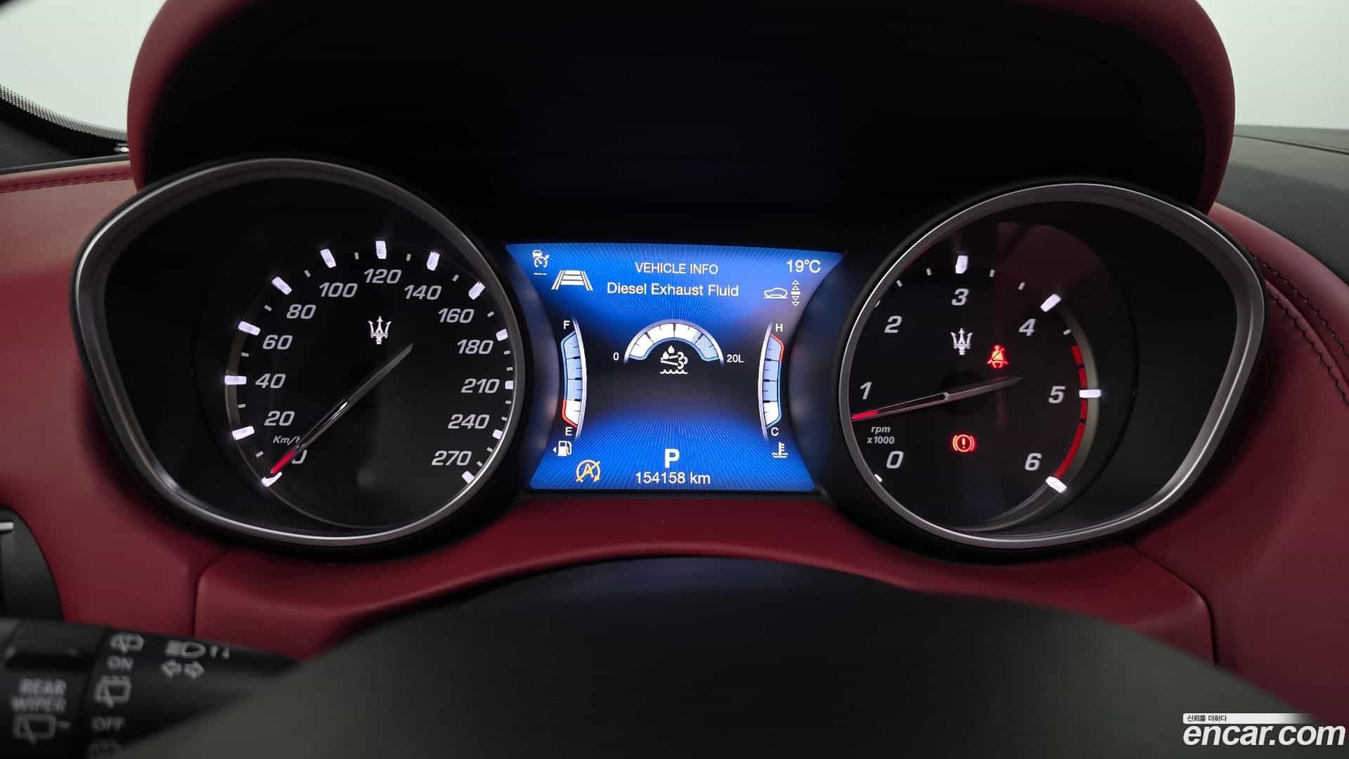 Levante Maserati 2018.2-INNER-008