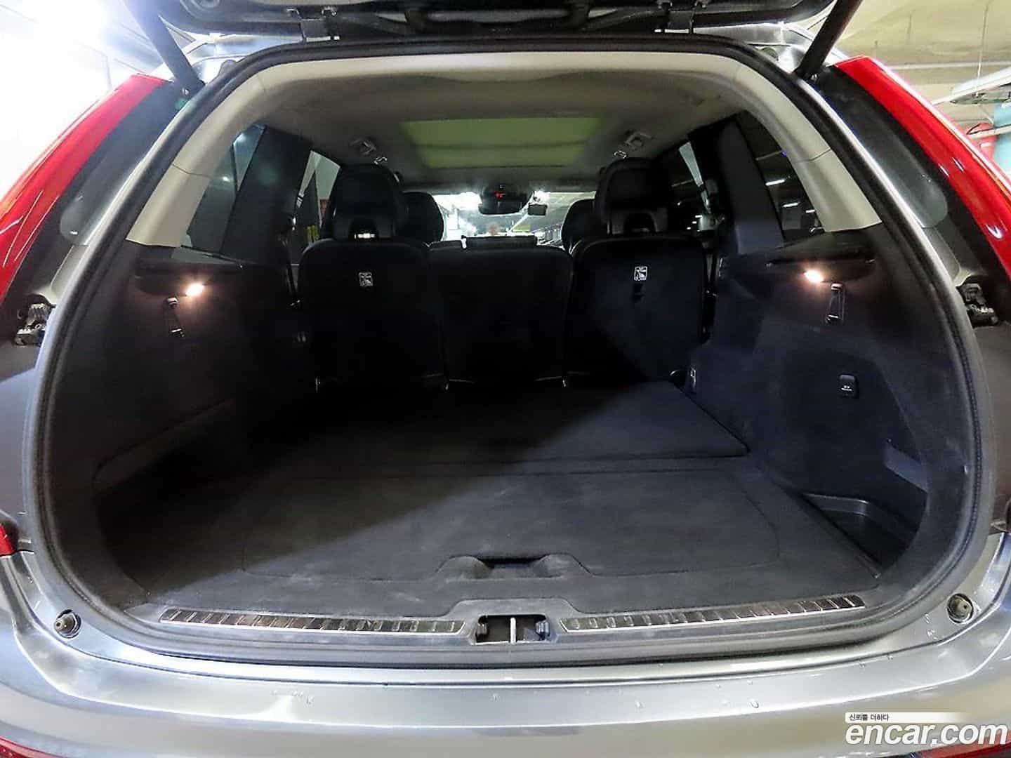 XC90 Volvo 2018.7-OPTION-021