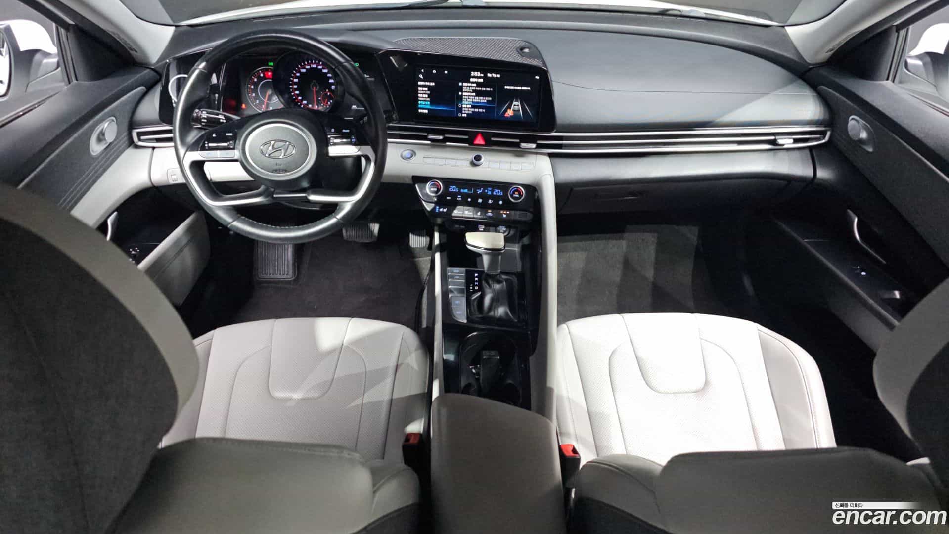 AVANTE Hyundai 2022.2-INNER-007