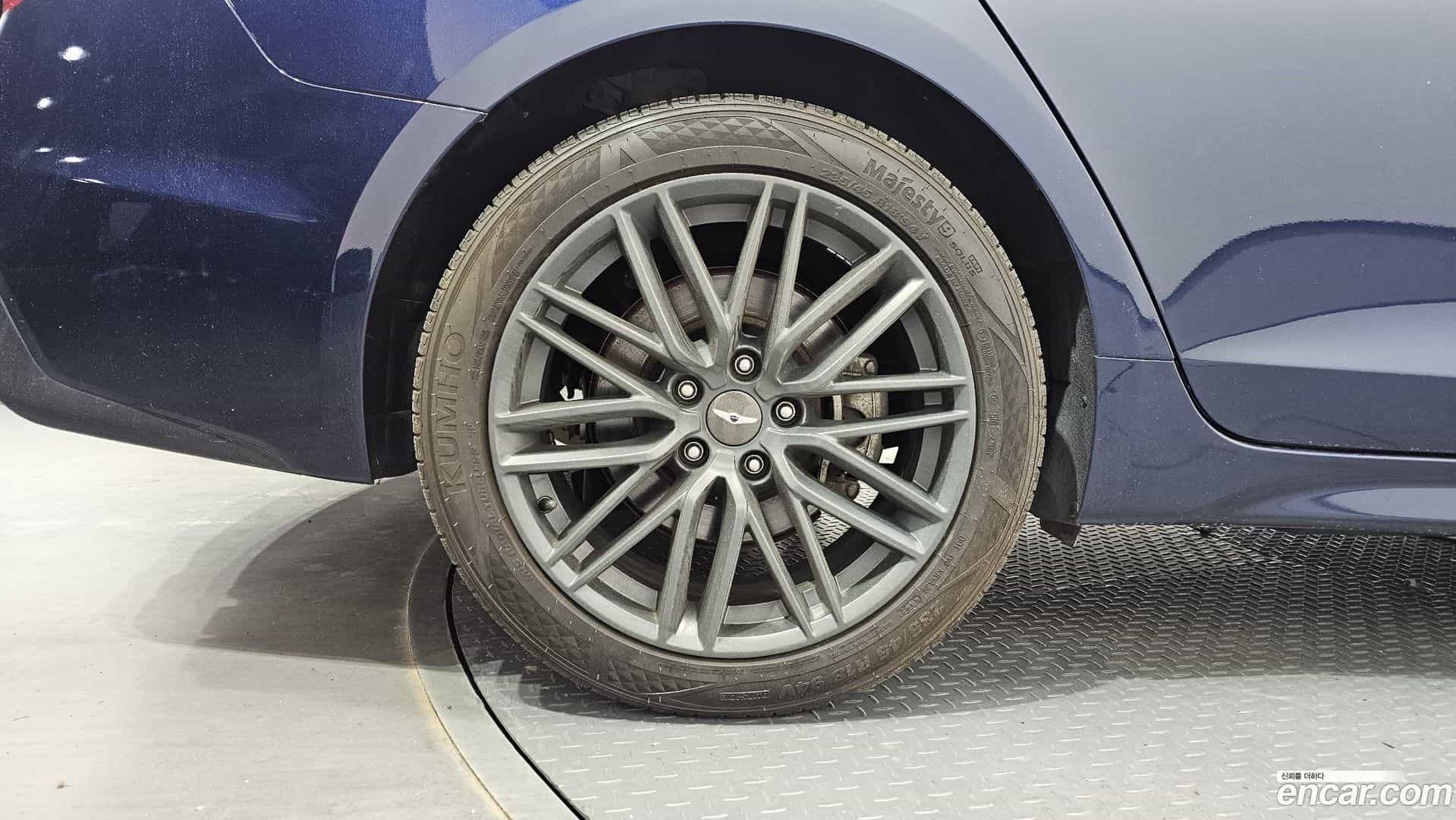 G70 Genesis 2017.11-OUTER-005