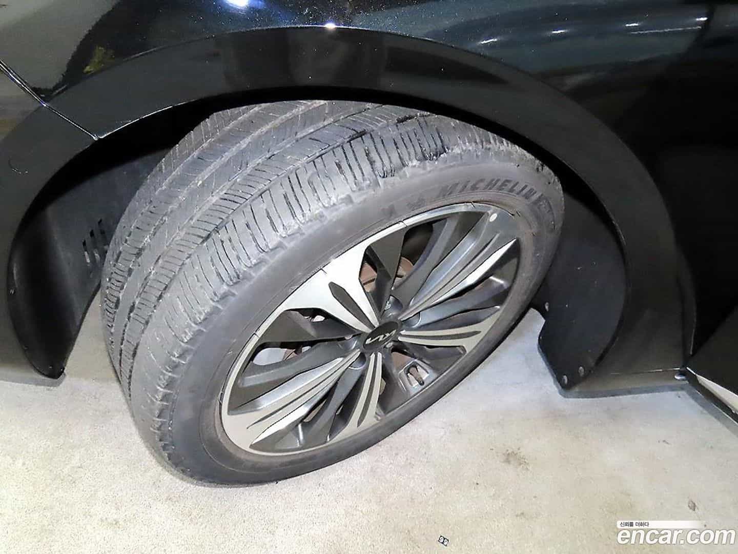 K8 Kia 2023.3-OPTION-024