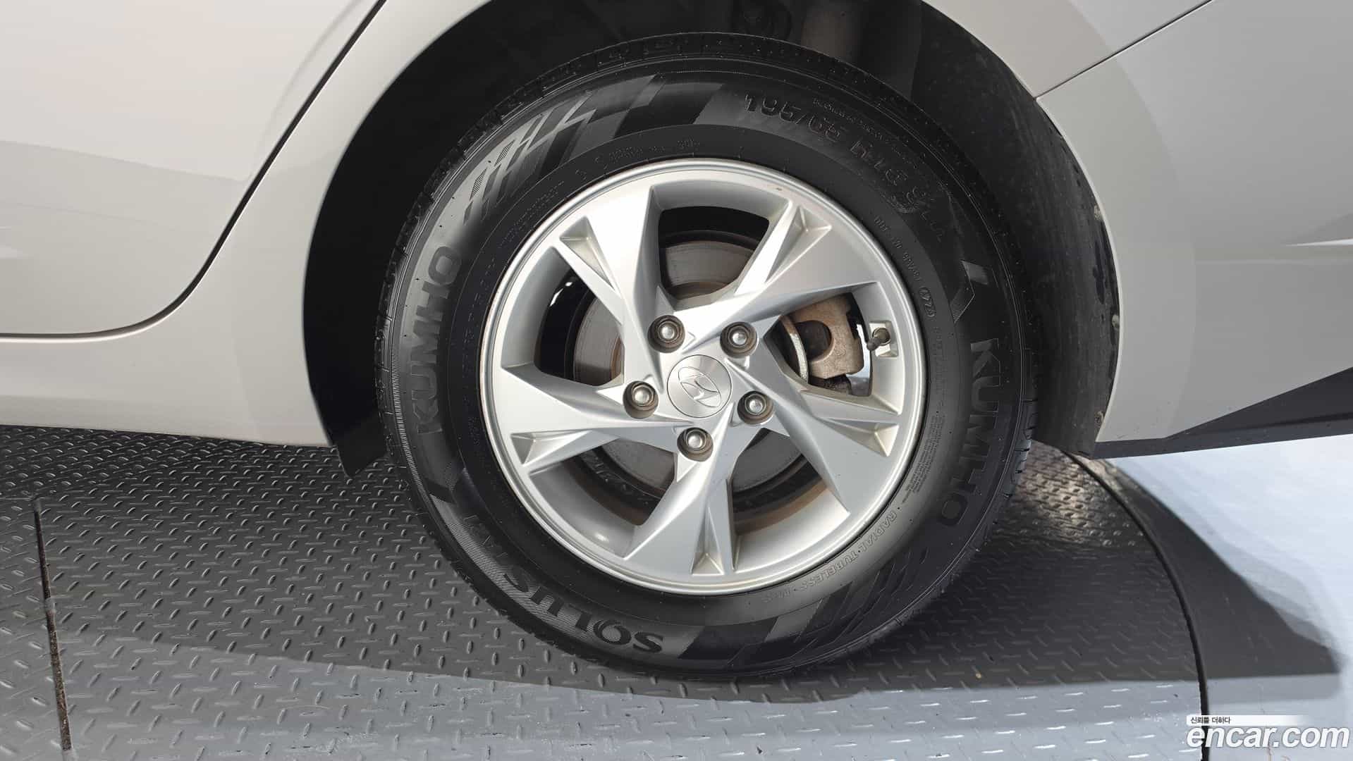 AVANTE Hyundai 2021.9-OUTER-031