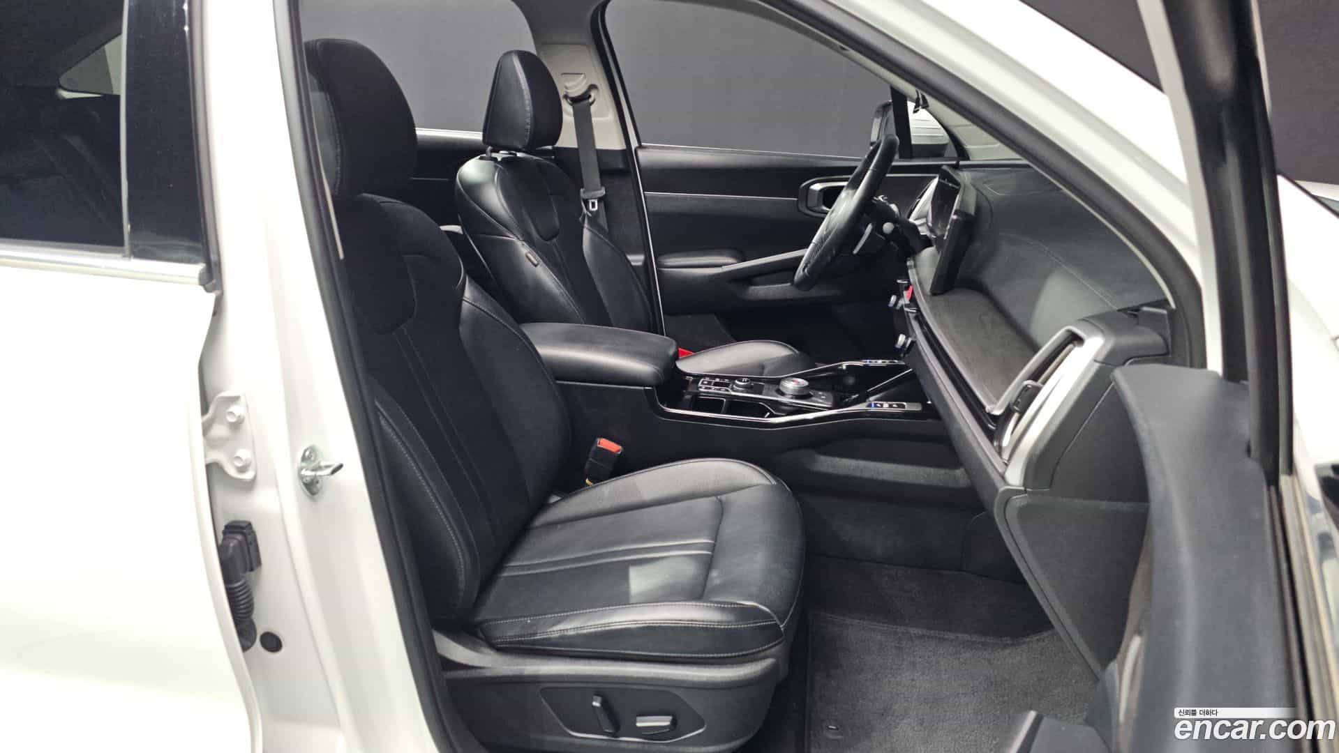 Sorento Kia 2023.8-OPTION-015