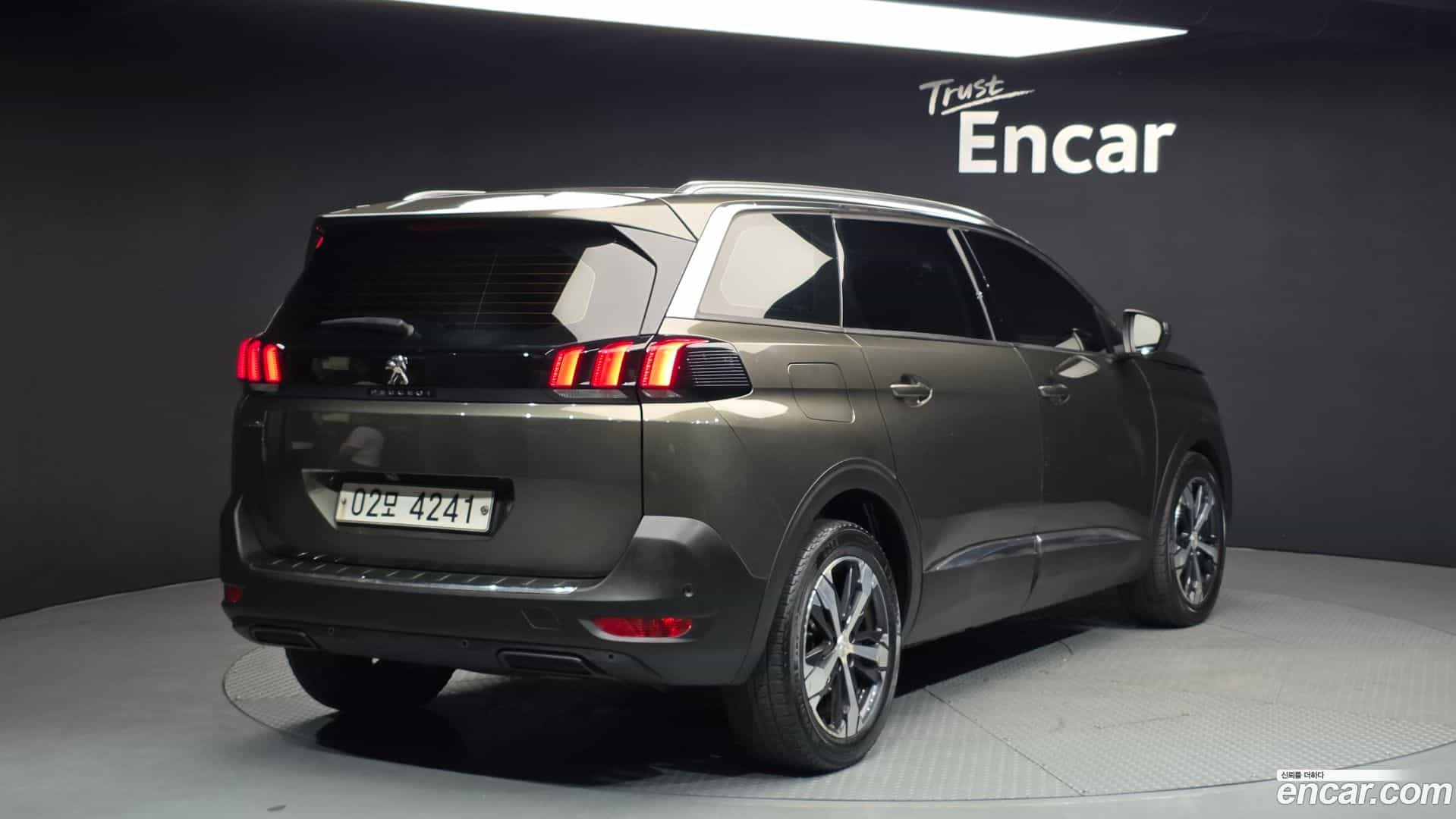 5008 Peugeot 2018.3-OUTER-002