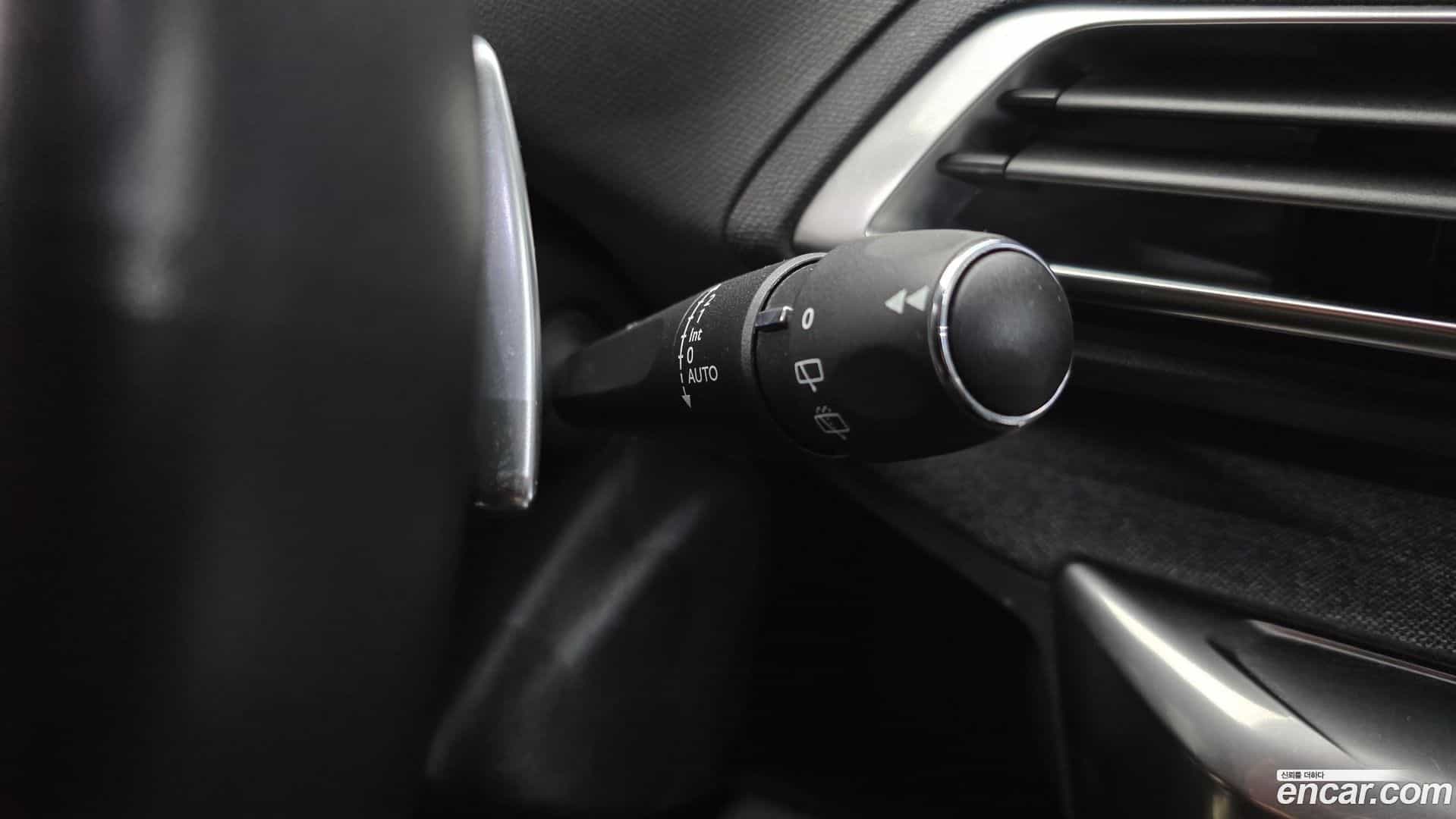 5008 Peugeot 2018.3-OPTION-021