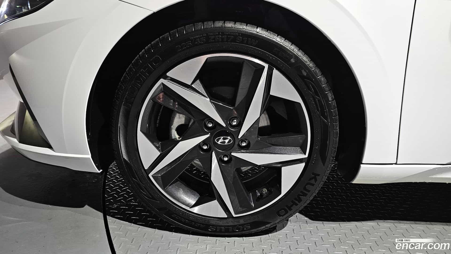 AVANTE Hyundai 2020.5-OUTER-005