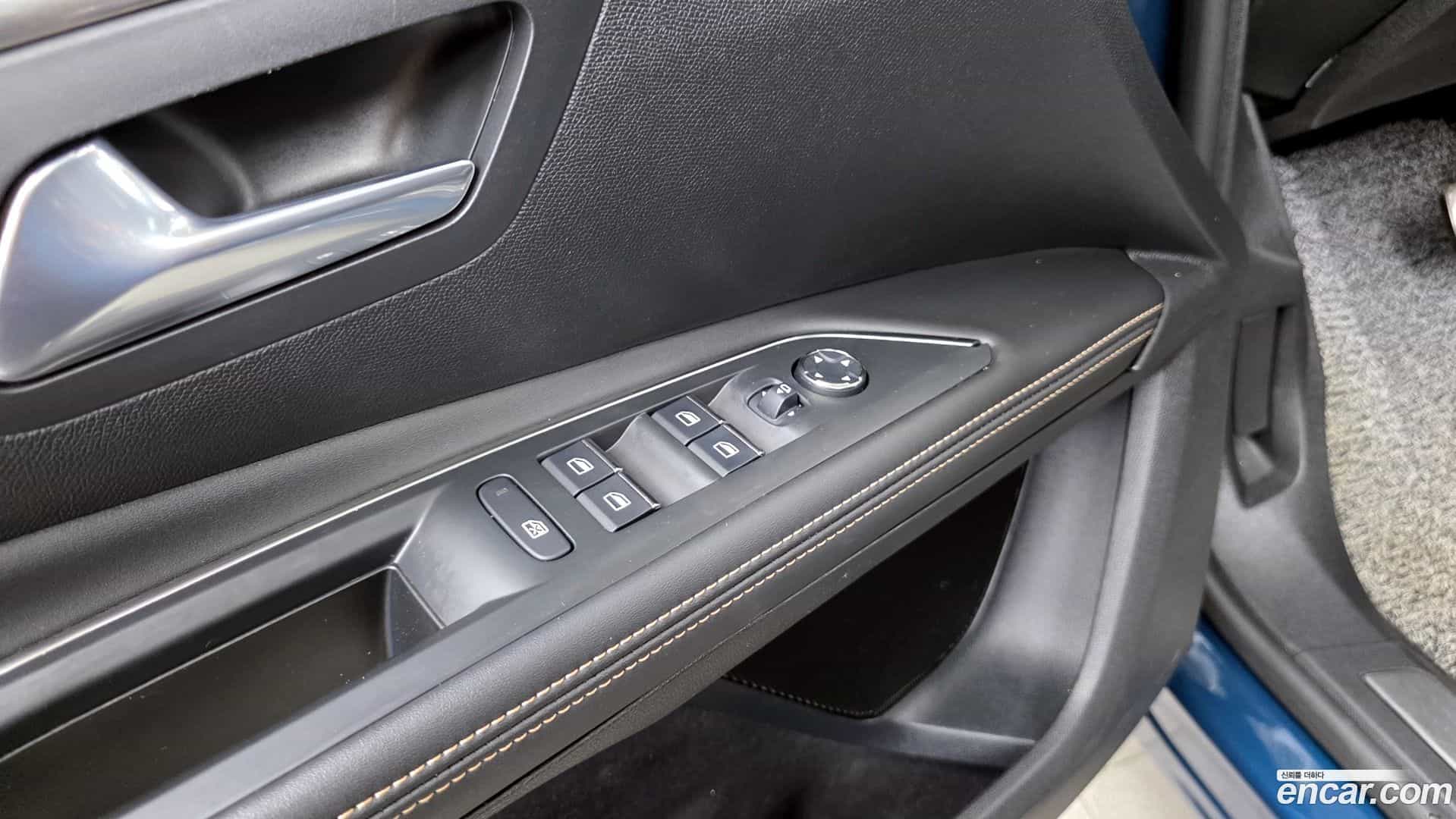 5008 Peugeot 2022.11-OPTION-042