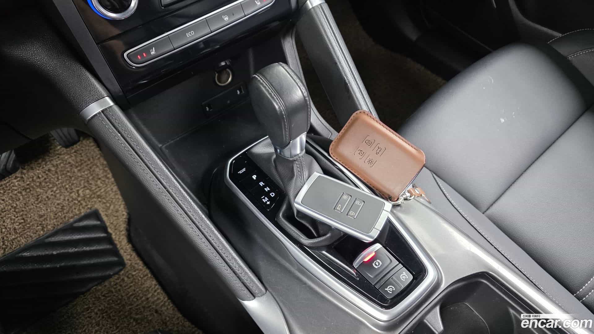 QM6 Renault Korea 2022.0-INNER-009