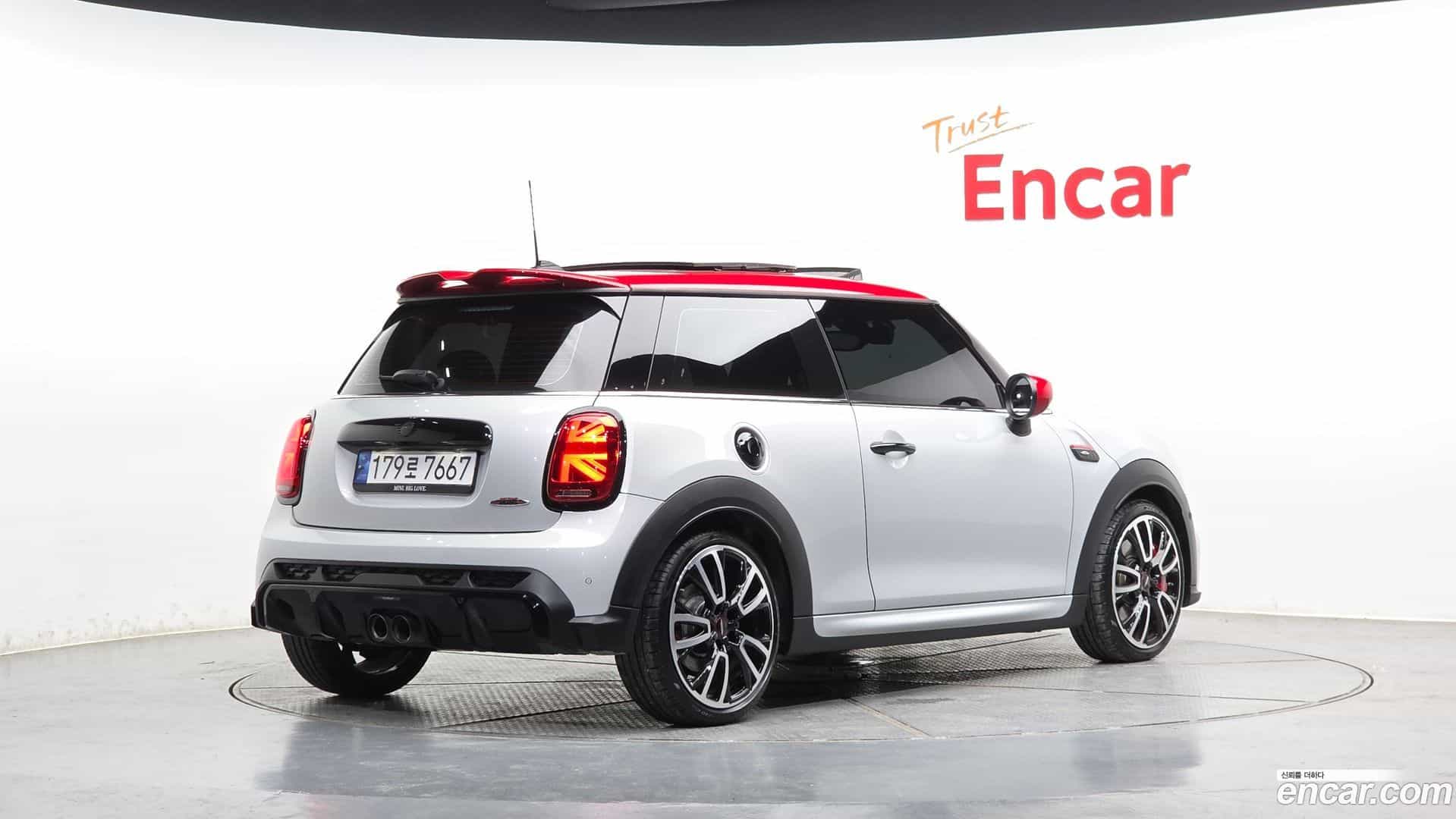 Cooper Mini 2022.8-OUTER-002