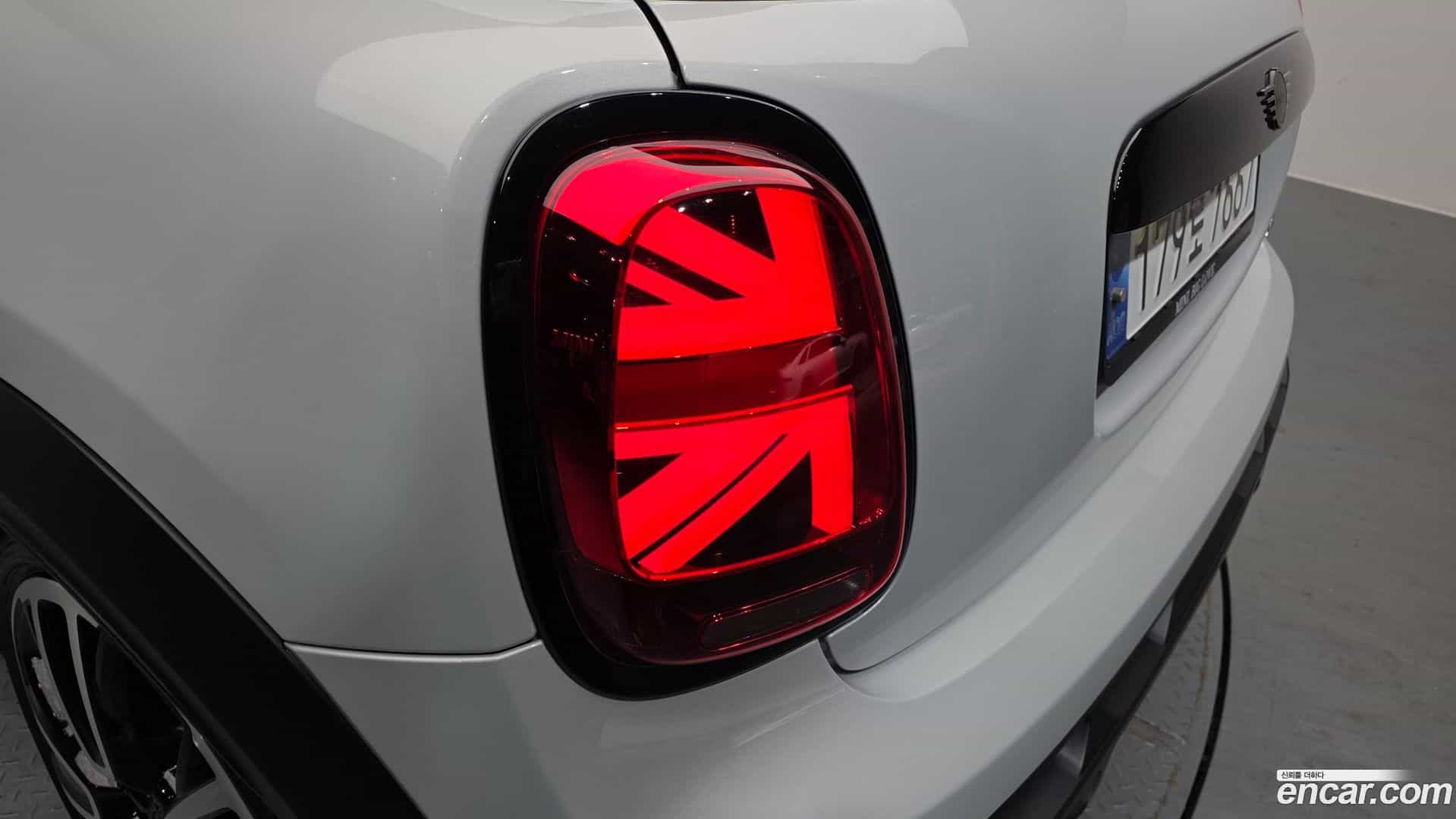 Cooper Mini 2022.8-OUTER-033