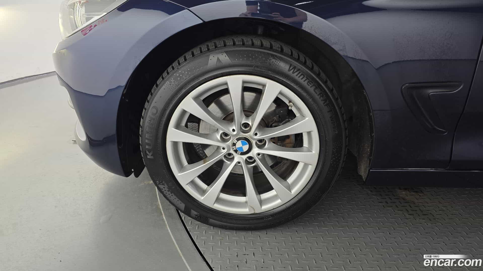 Gran Turismo BMW 2017.10-OUTER-005