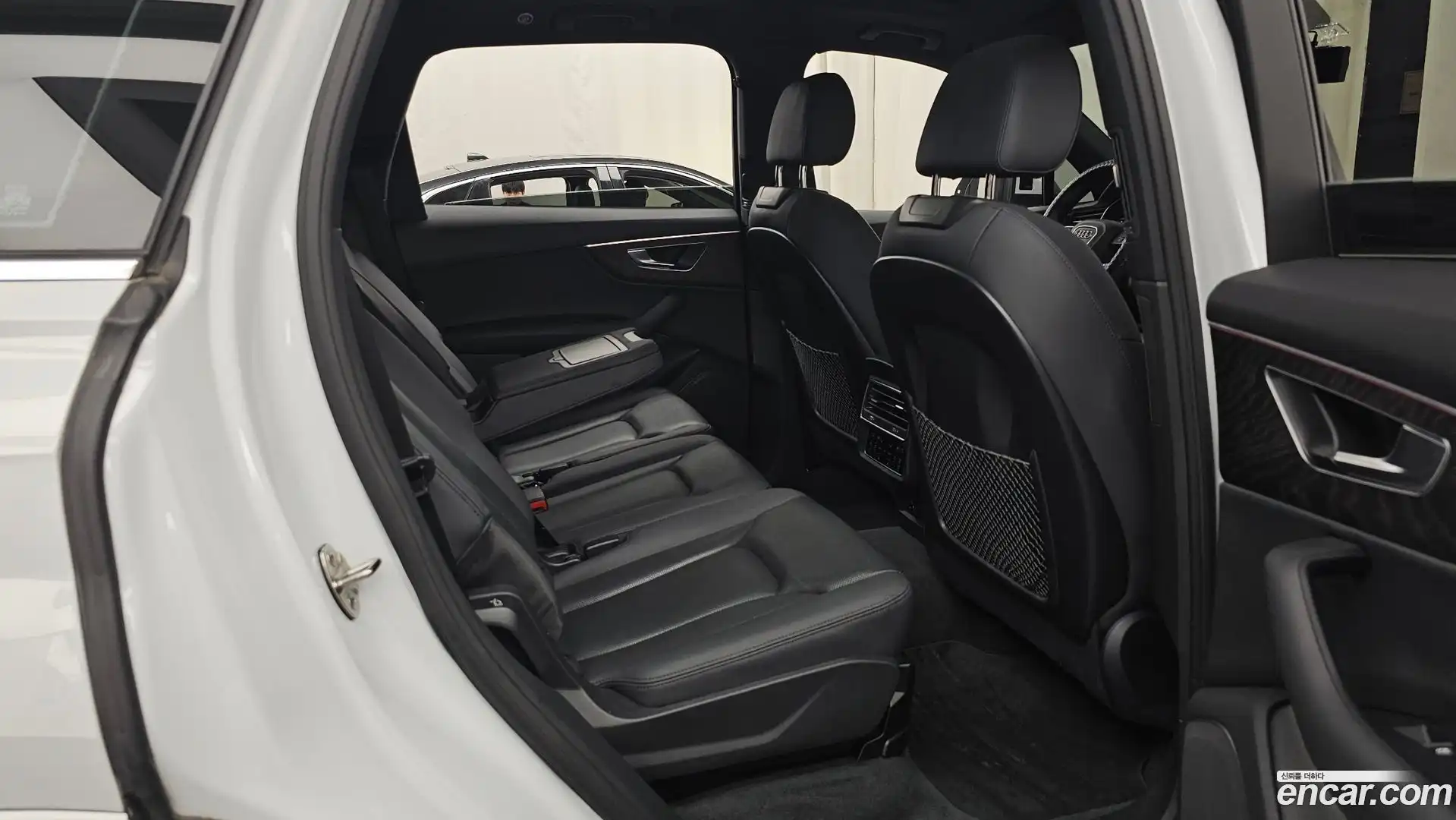 Q7 Audi 2021.7-OPTION-016
