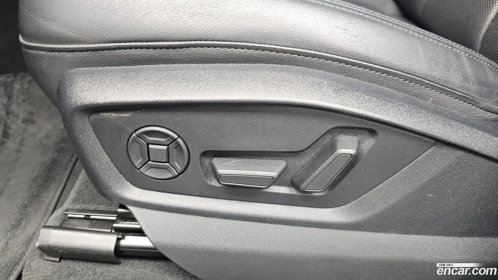 Q7 Audi 2021.7-INNER-036