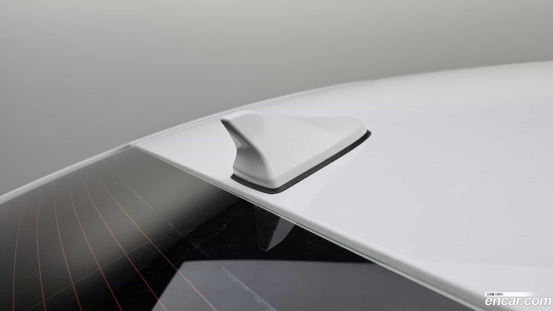 AVANTE Hyundai 2018.8-OPTION-043