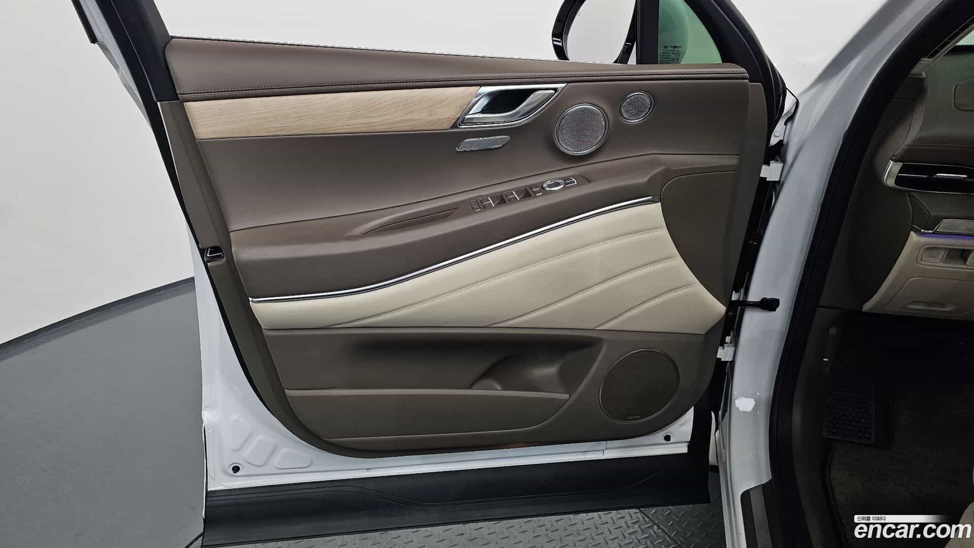 GV80 Genesis 2023.3-INNER-034
