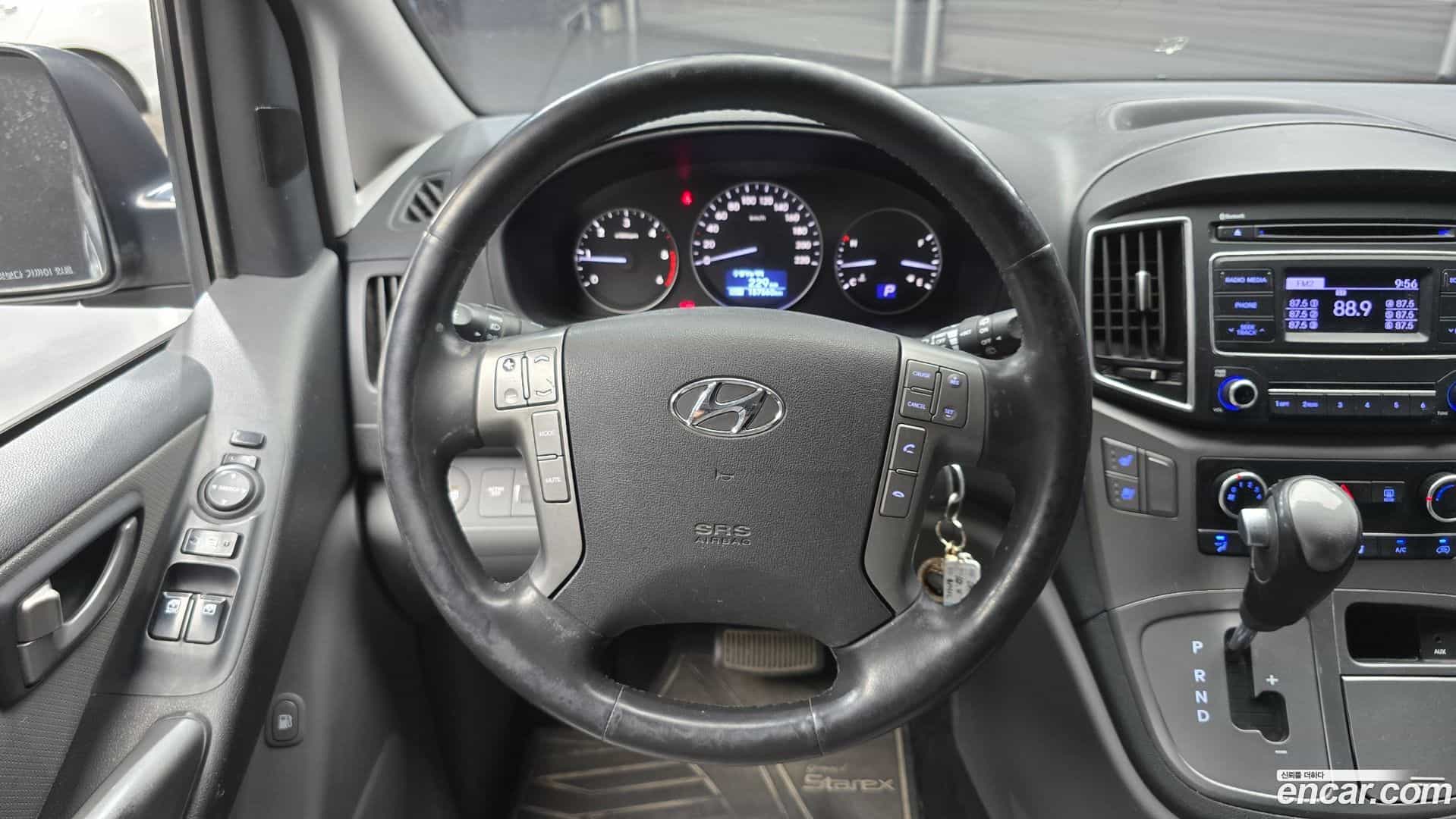 Starex Hyundai 2019.3-OPTION-016