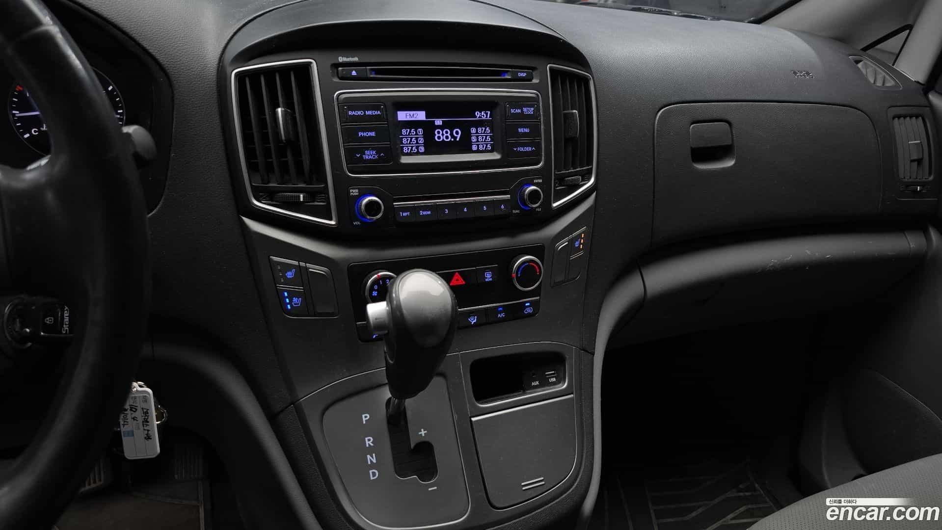 Starex Hyundai 2019.3-OPTION-017