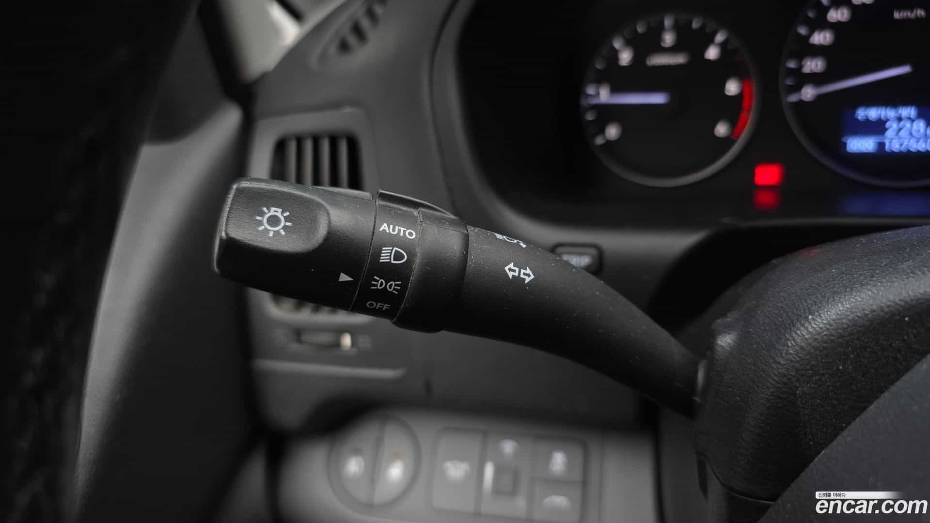 Starex Hyundai 2019.3-OPTION-019