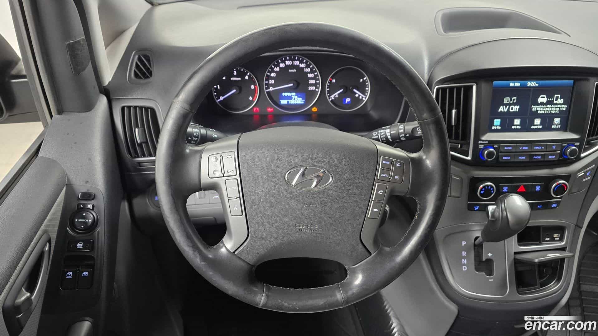 Starex Hyundai 2020.9-OPTION-017