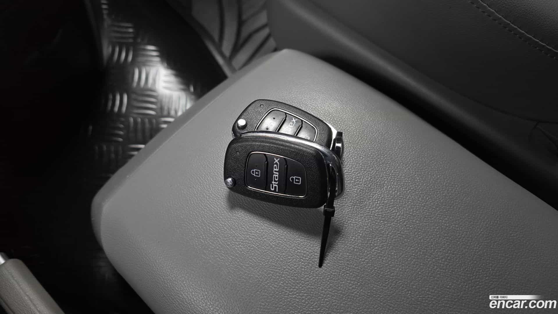 Starex Hyundai 2020.9-OPTION-022