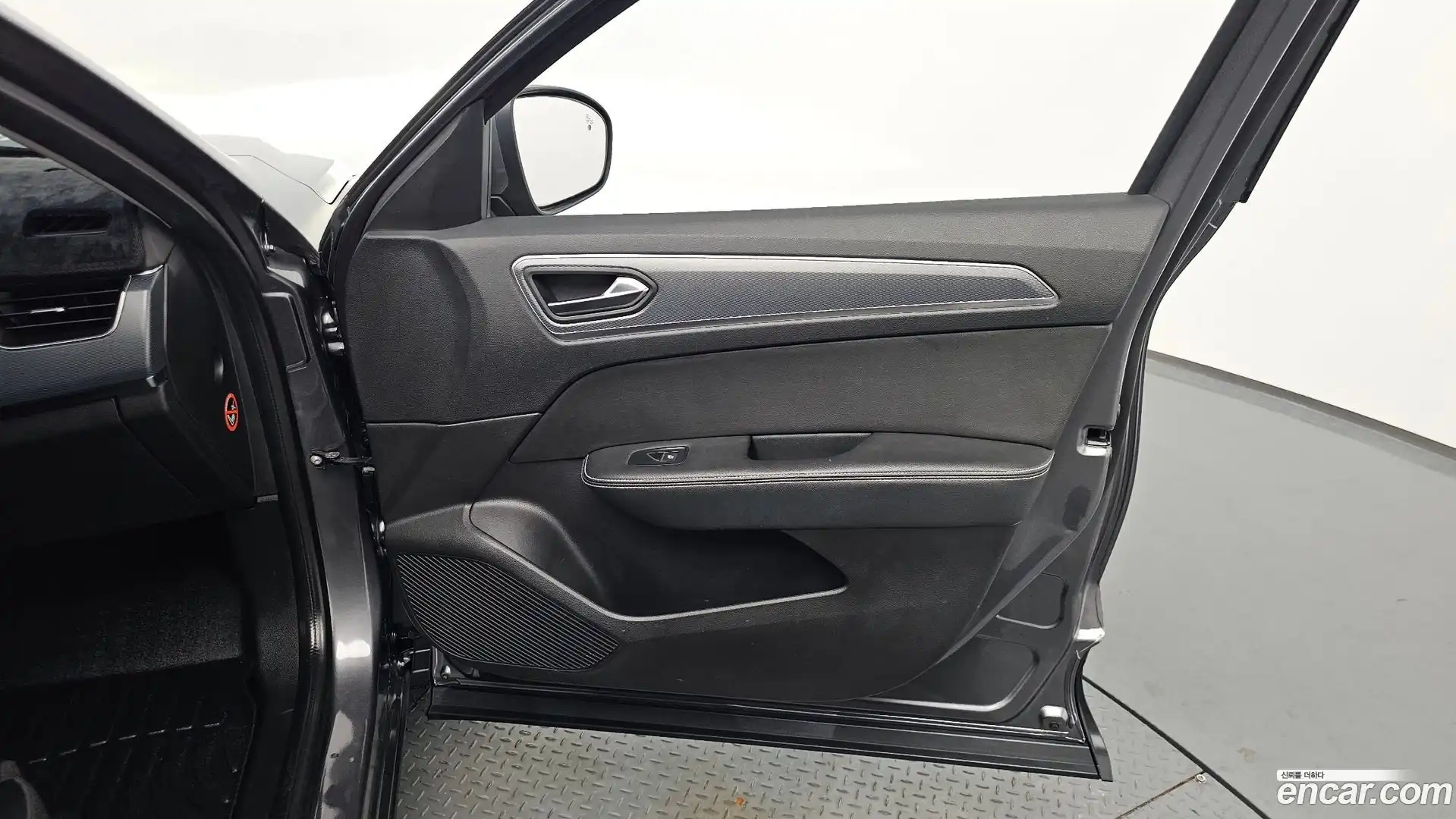 XM3 Renault Korea 2020.5-INNER-034