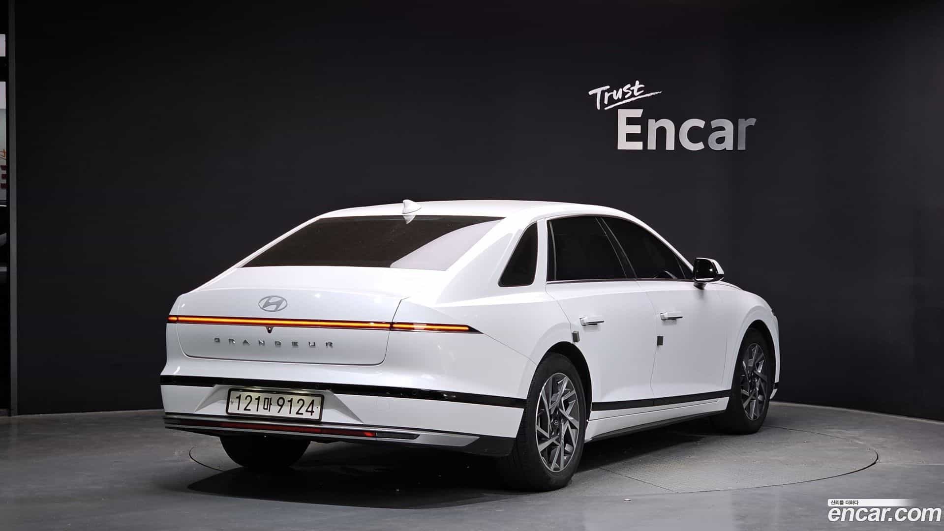 Grandeur Hyundai 2024.3-OUTER-002