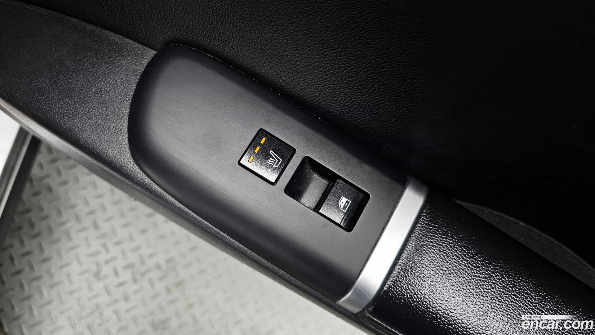 Grandeur Hyundai 2024.3-OPTION-023