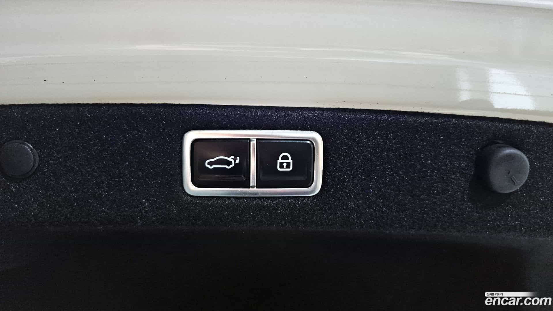 Grandeur Hyundai 2024.3-OPTION-044