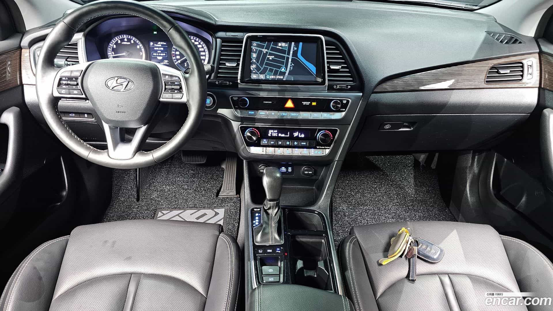 Sonata Hyundai 2019.1-INNER-007